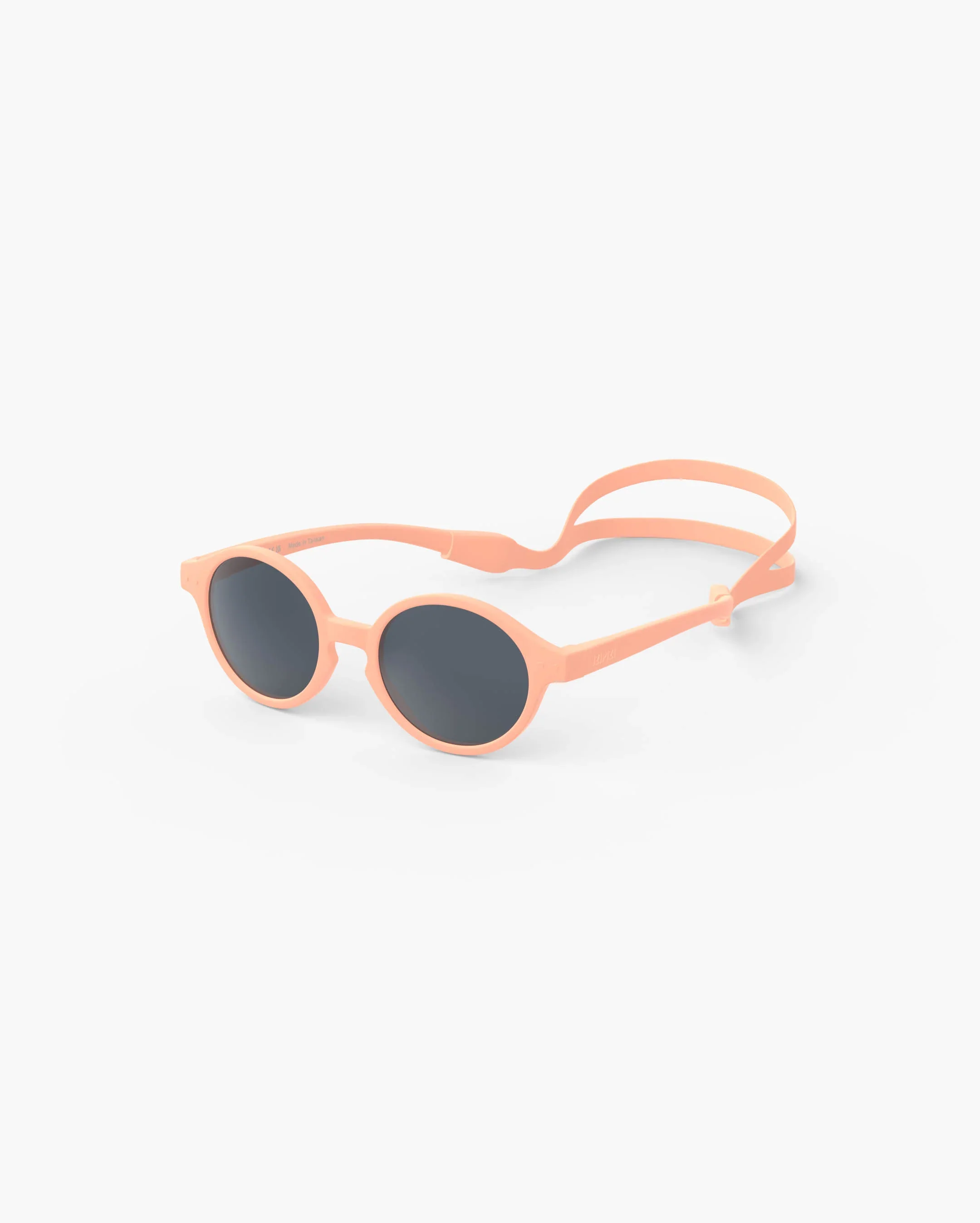 Izipizi Baby-Sonnenbrille #d Apricot Polarized – Pantos-Fassung in Apricot matt, 0-3 Jahre, BPA-frei mit Silikonband, bei Cleo&Caesar Kids Concept Store