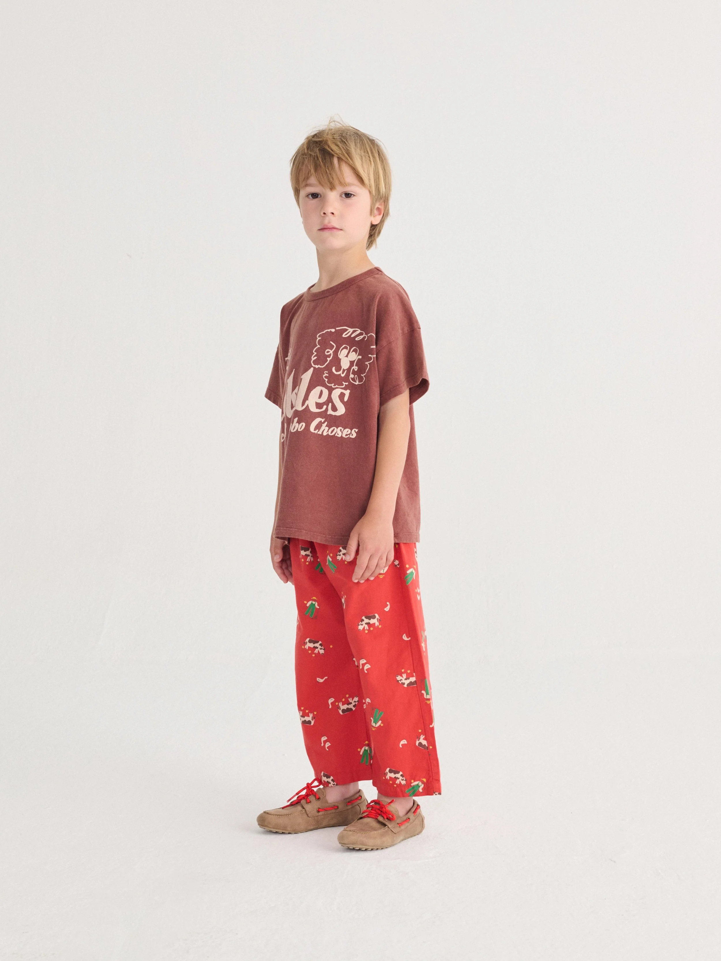 Bobo Choses T-Shirt Pickles The Dog mit kreativem Design – hochwertige, nachhaltige Kindermode aus Spanien für kleine Entdecker im Kids Concept Store bei Cleo&Caesar