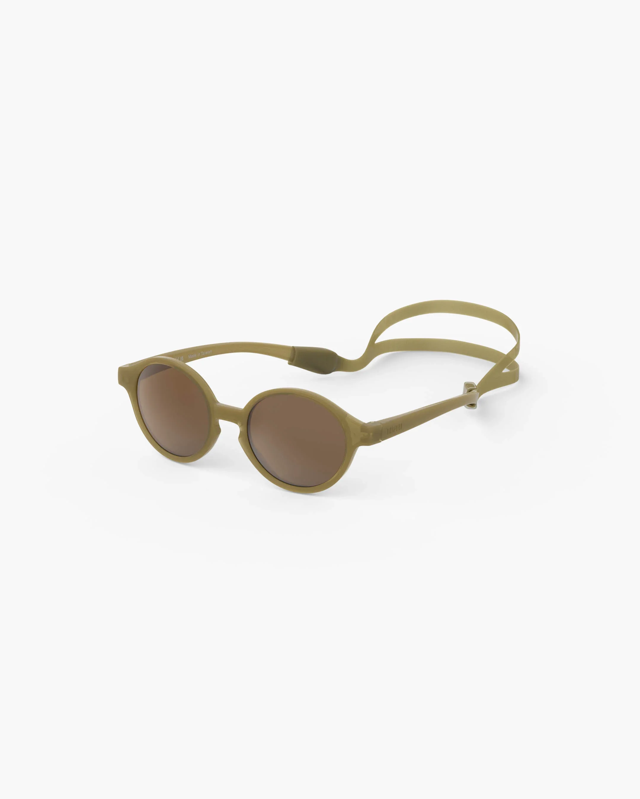 Izipizi Baby-Sonnenbrille #d Glossy Kaki Polarized – Pantos-Jelly-Fassung in Khaki glänzend, 0-3 Jahre, BPA-frei mit Silikonband, bei Cleo&Caesar Kids Concept Store