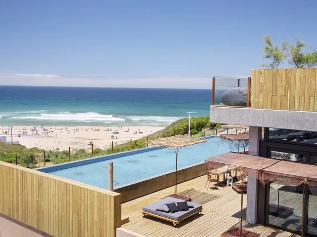 noah-surf-house-portugal-imageLinkgaleria-nsh-02-.webp