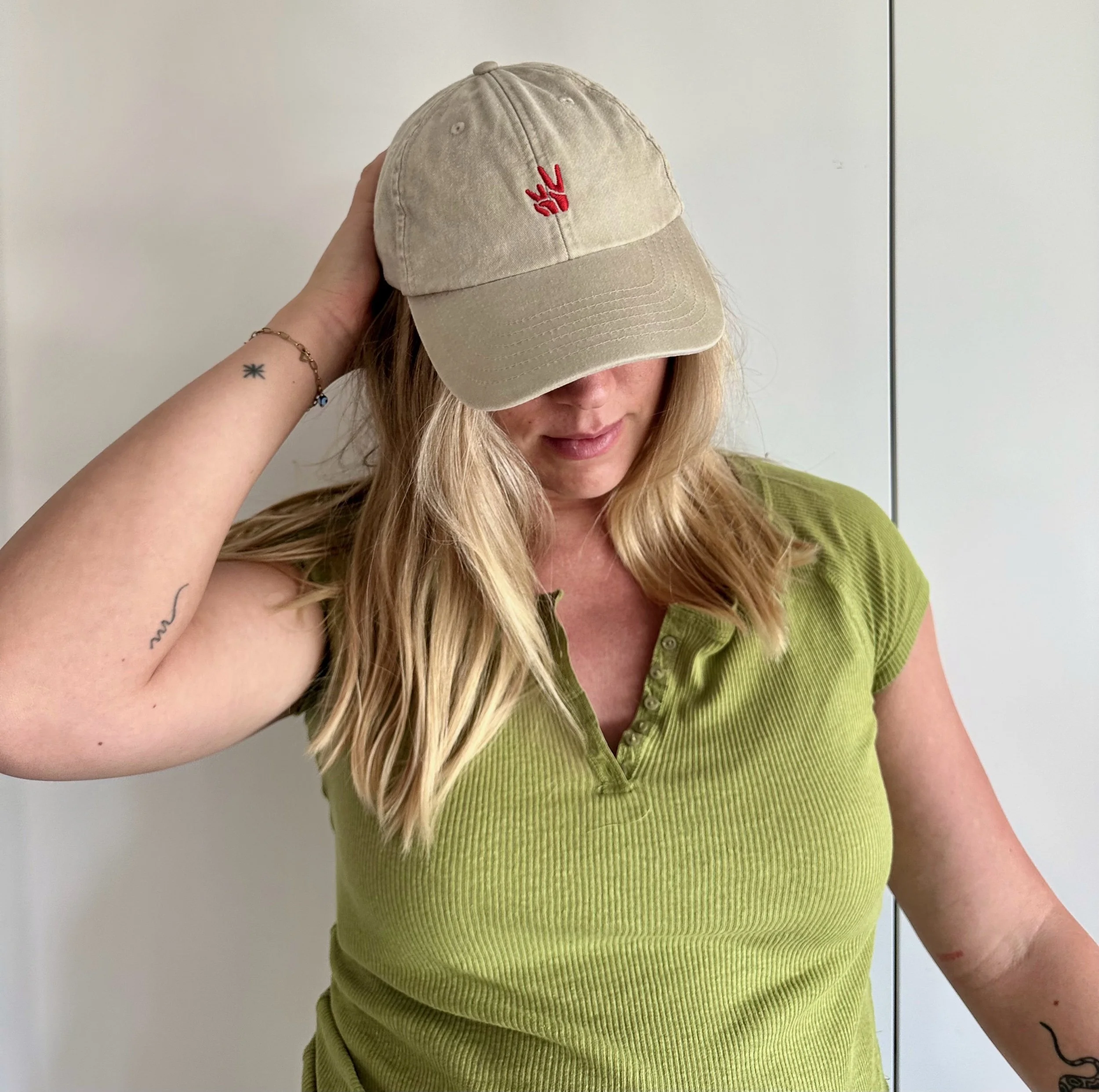 mamaklub Vintage Cap – Minimalist Style