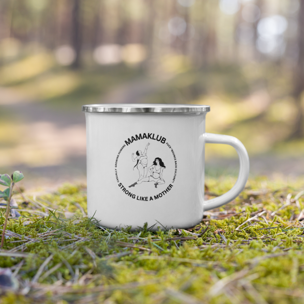Enamel Tasse mit MAMAKLUB Print "Strong like a Mother"