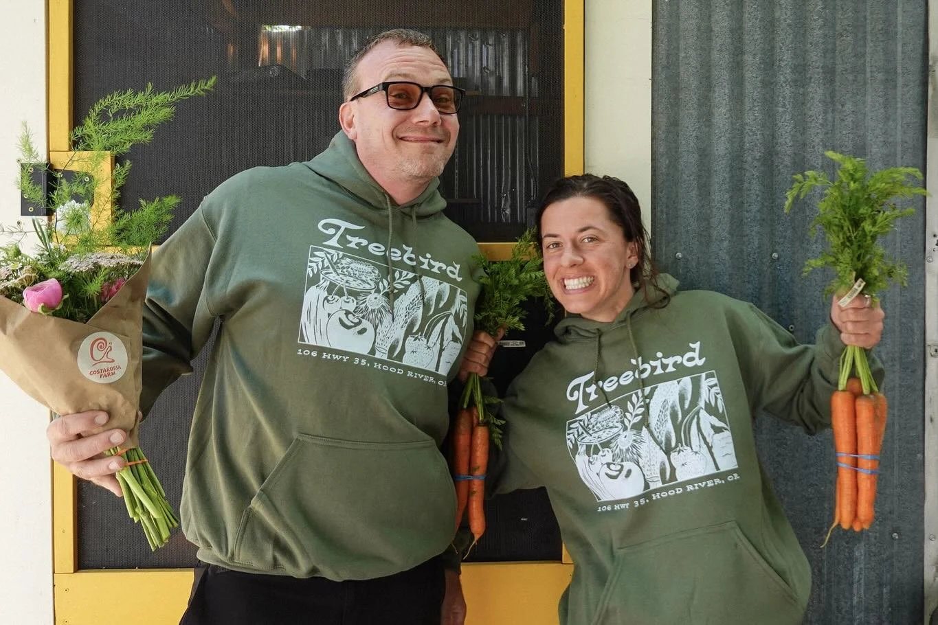 As the cooler days settle in, don’t forgot to stop by Treebird and grab your super cozy hoody!
This fantastic artwork done by @scriptaa_ is such a great representation of the natural feel and flow of Treebird. It only took us a few years but w