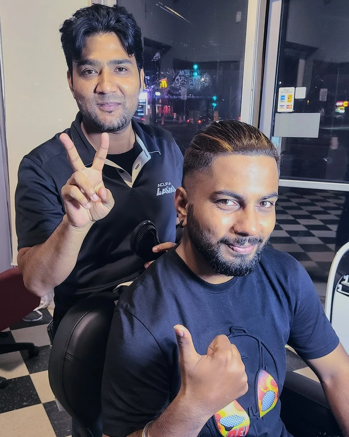 Another Happy Client!!! @salonsalmanmontreal

This dude came with a look in his mind that he wanted to try. He've shown me the picture of an Instagram influencer having natural brown hair with blond highlights. The challenge here was that @addie_smas
