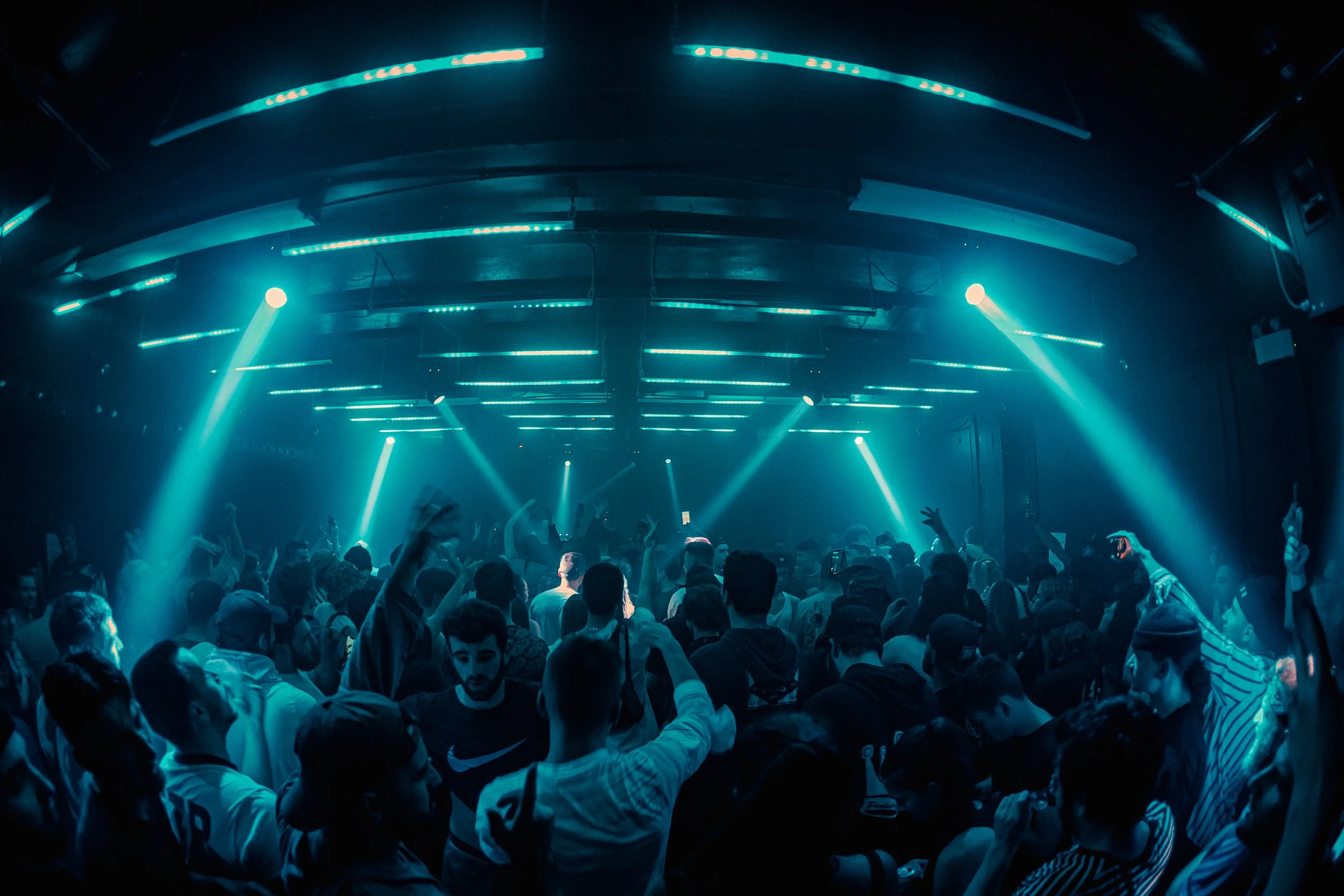 Rossiya ichki femdom bekasi qullarni orgatadi