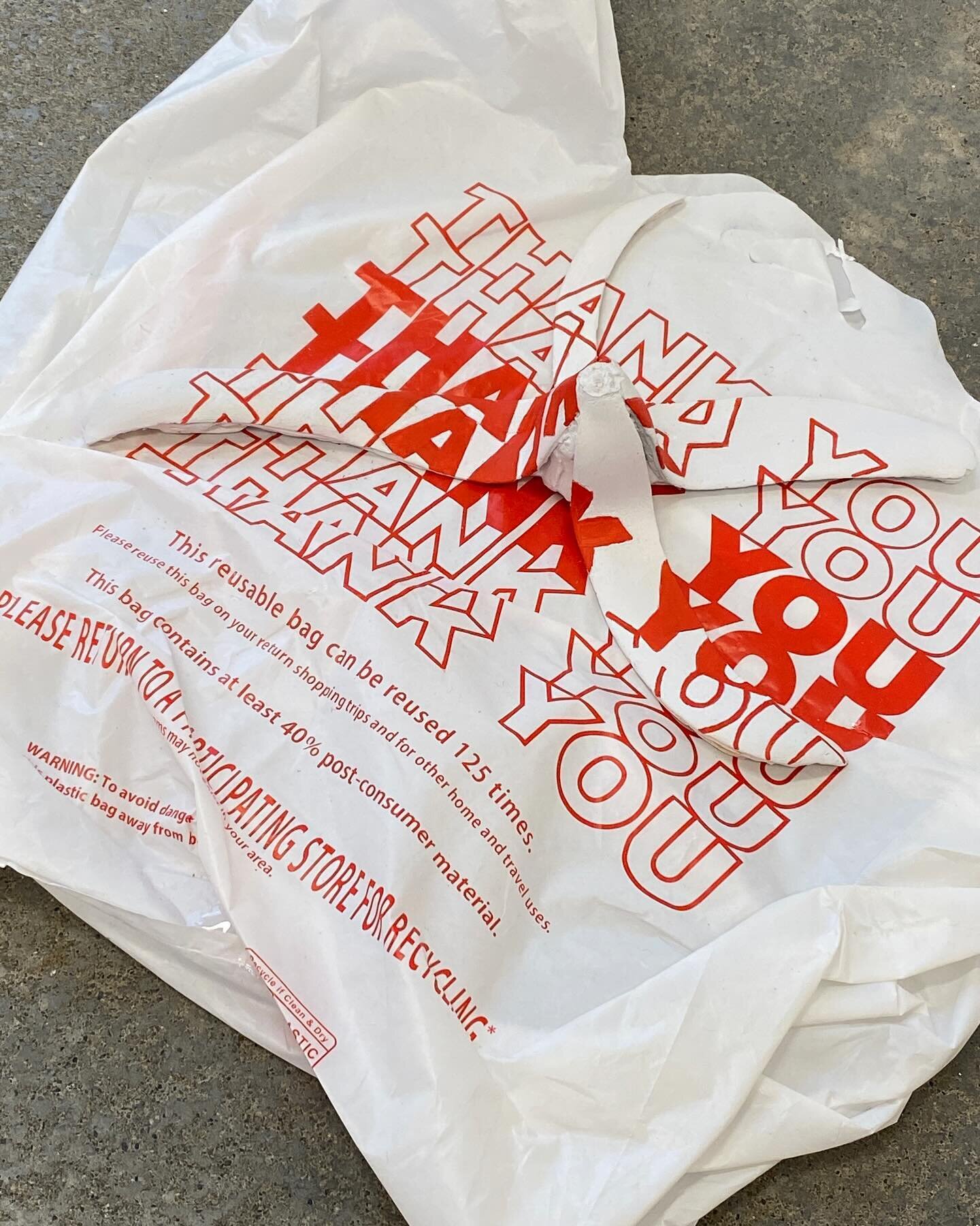 Thank you // f*ck you (wip)

#vashonartistresidency #thankyou #thankyoubag #plasticbag #prettyrubbish #trashtastic  #abstractphotography#ConceptArt #bananaartist #bananas #bananadramas #ageism #sexism #foreverwaste #bananapeel