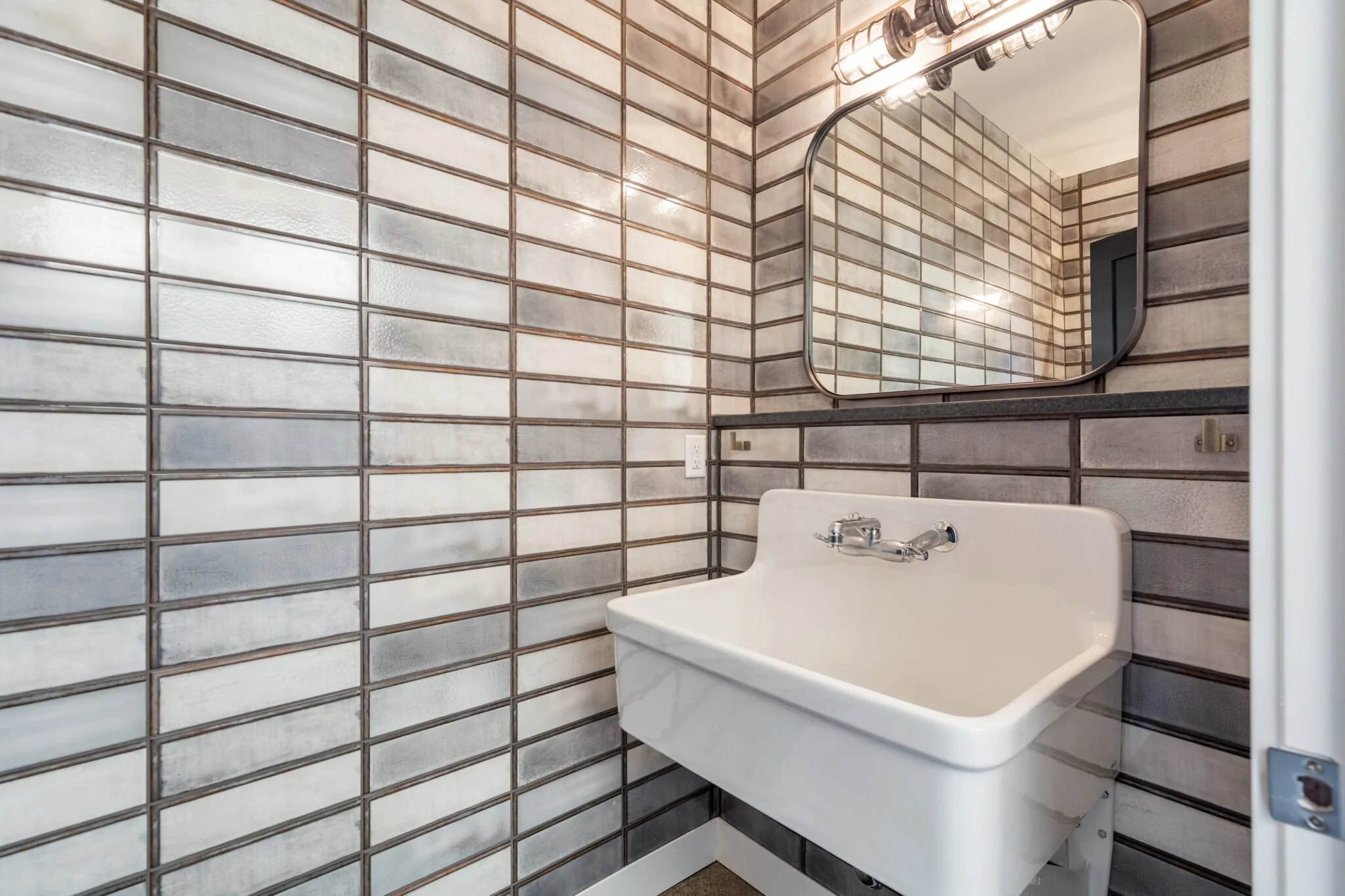 83rd St Barn - Longmont, CO