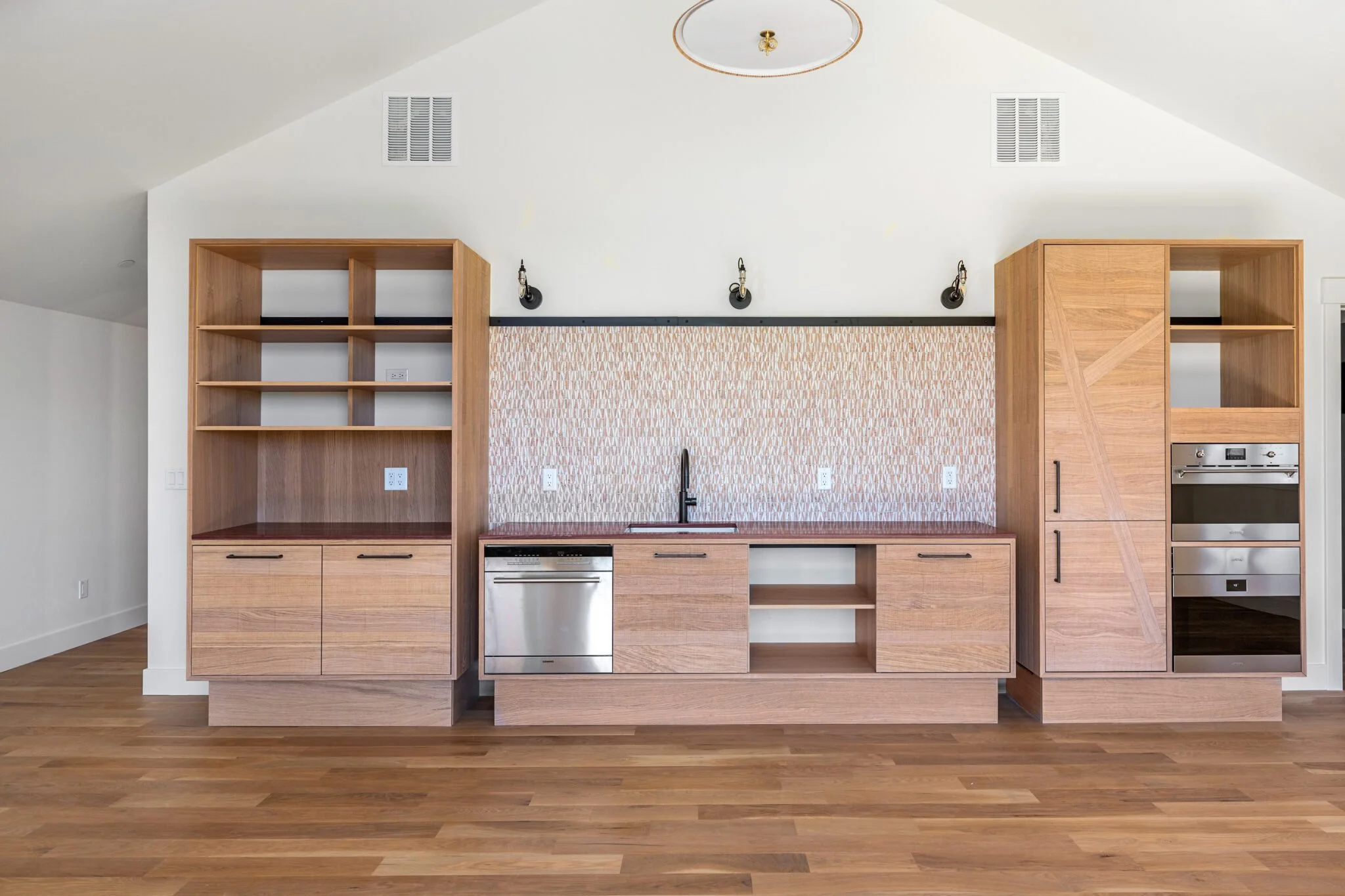 83rd St Barn - Longmont, CO