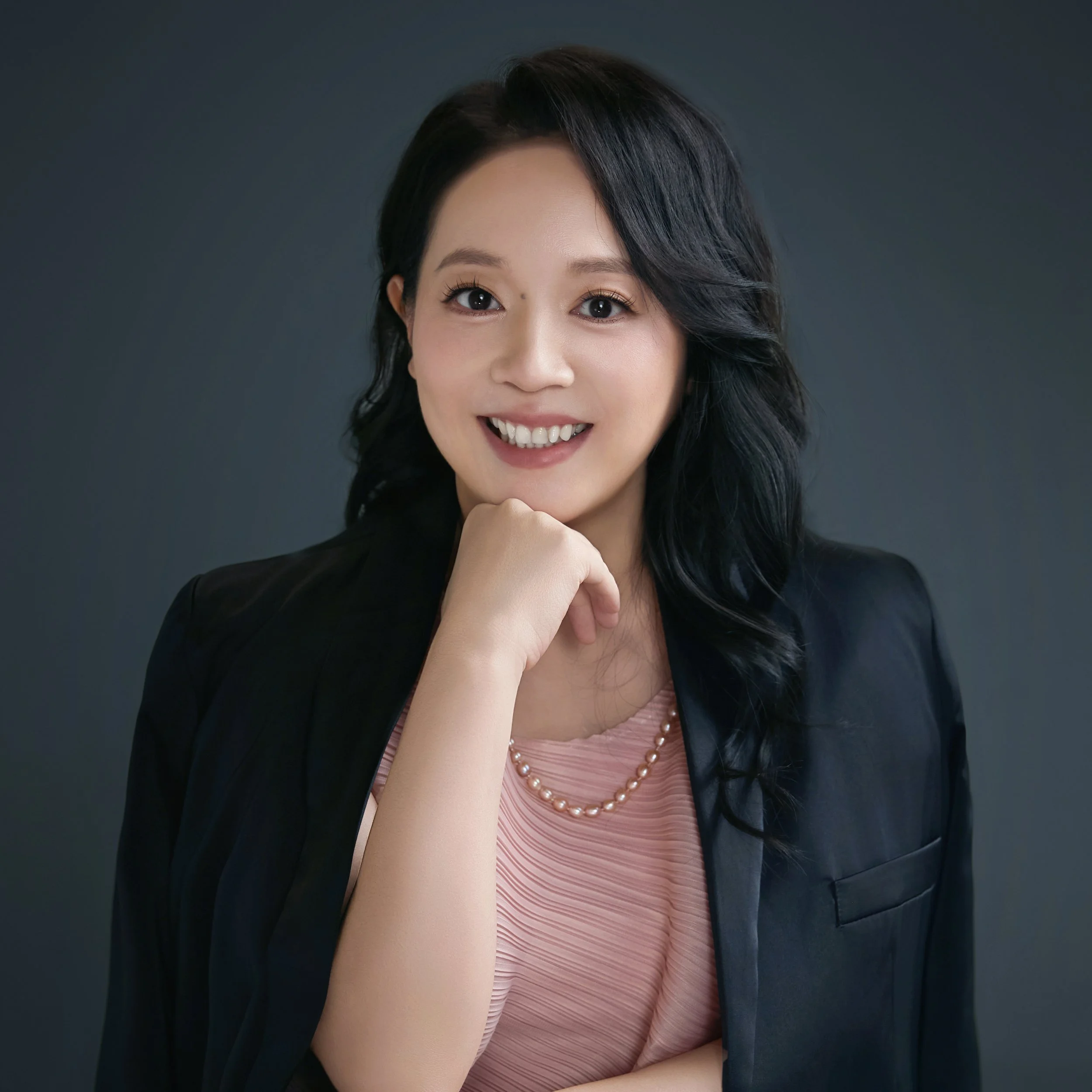 When to Update Your Professional Headshot: 5 Signs It's Time for a Refresh