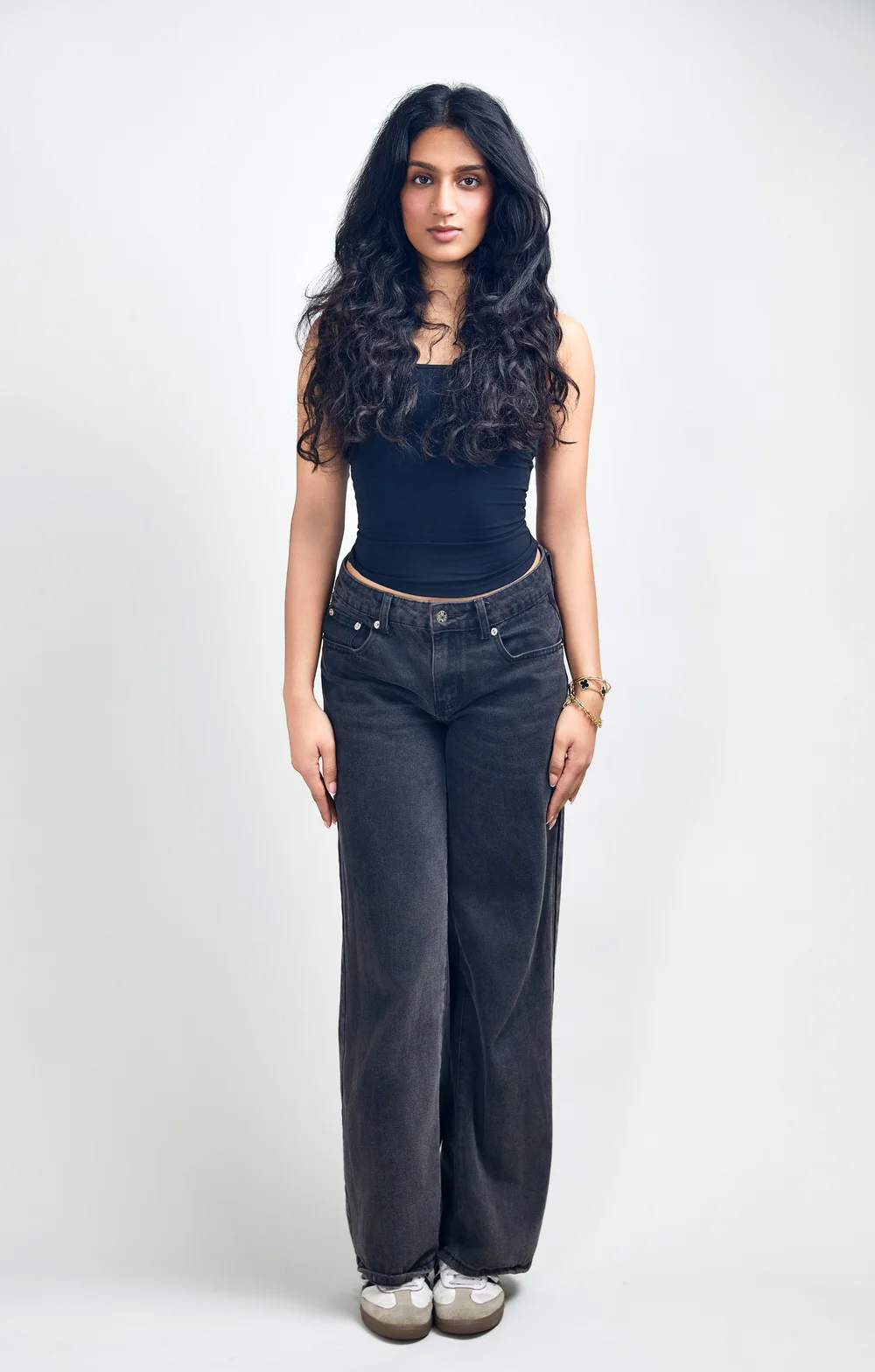 Editorial fashion full-body