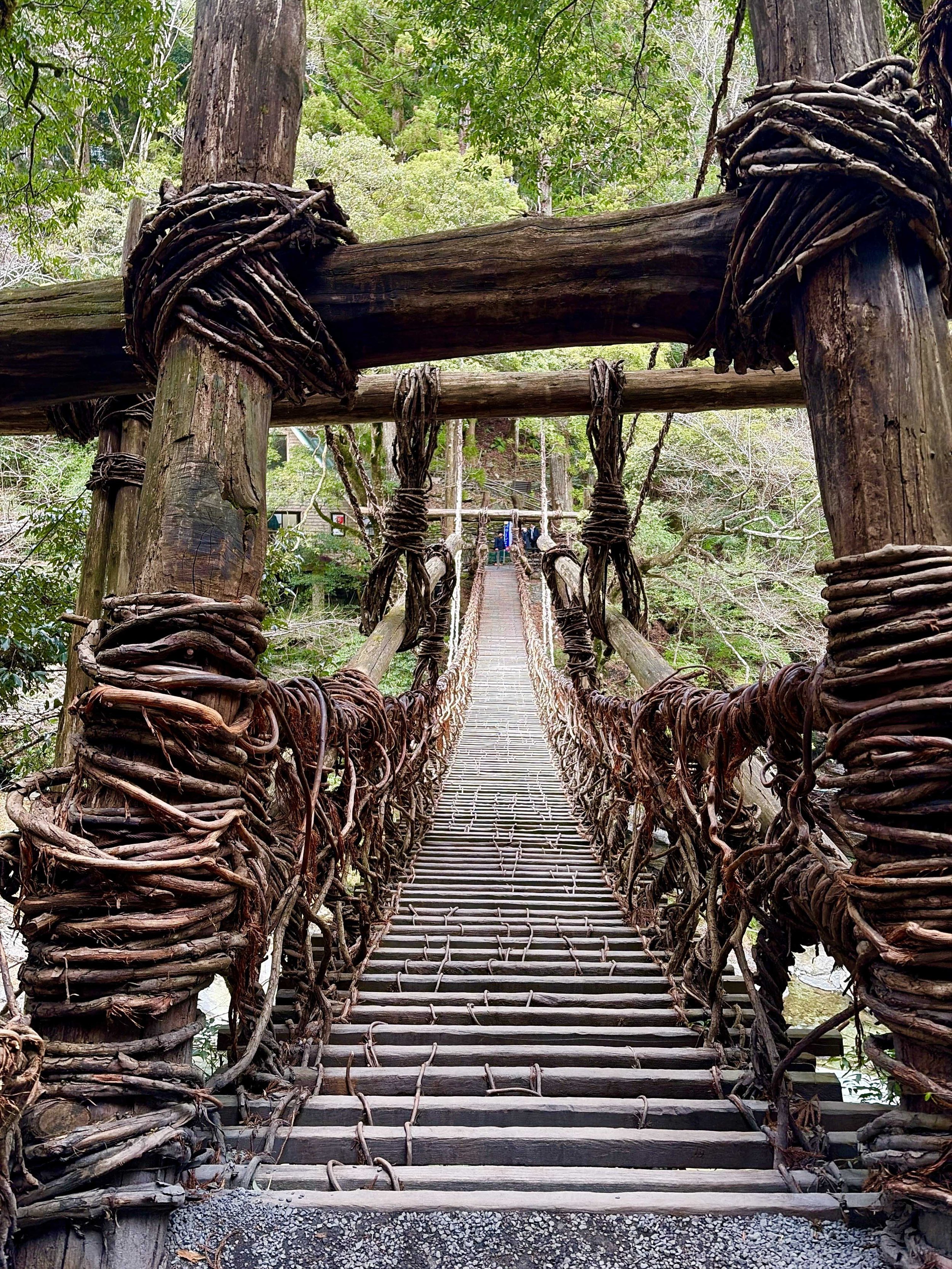 祖谷のかずら橋、徳島