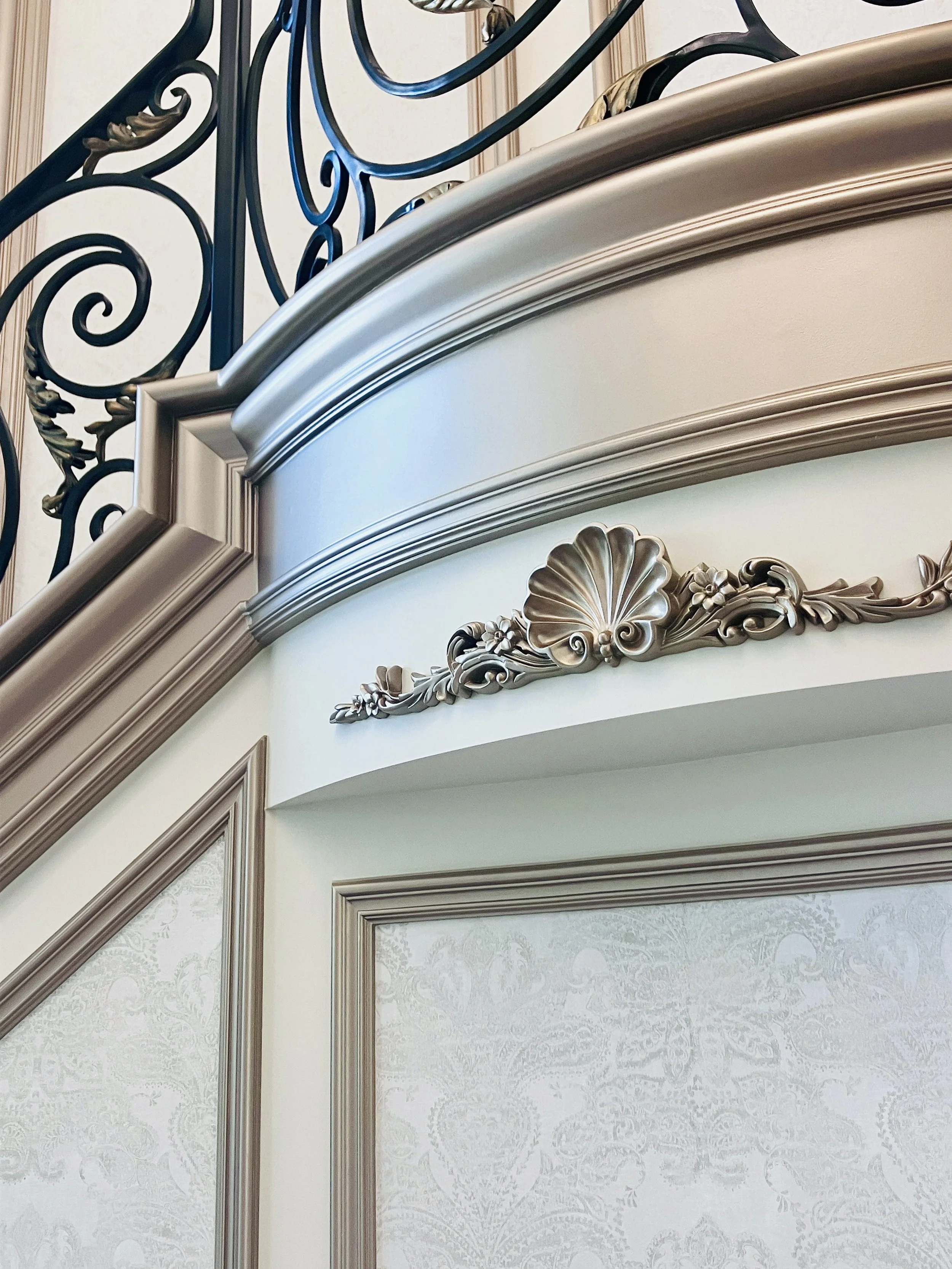 Maddalena Fanconi, founder of Renaissance Studio LLC, is a site-specific artist, designer, and master decorative painter specializing in high-end custom finishes. Based in South Florida, she transforms luxury interiors with hand-applied plasters, orn