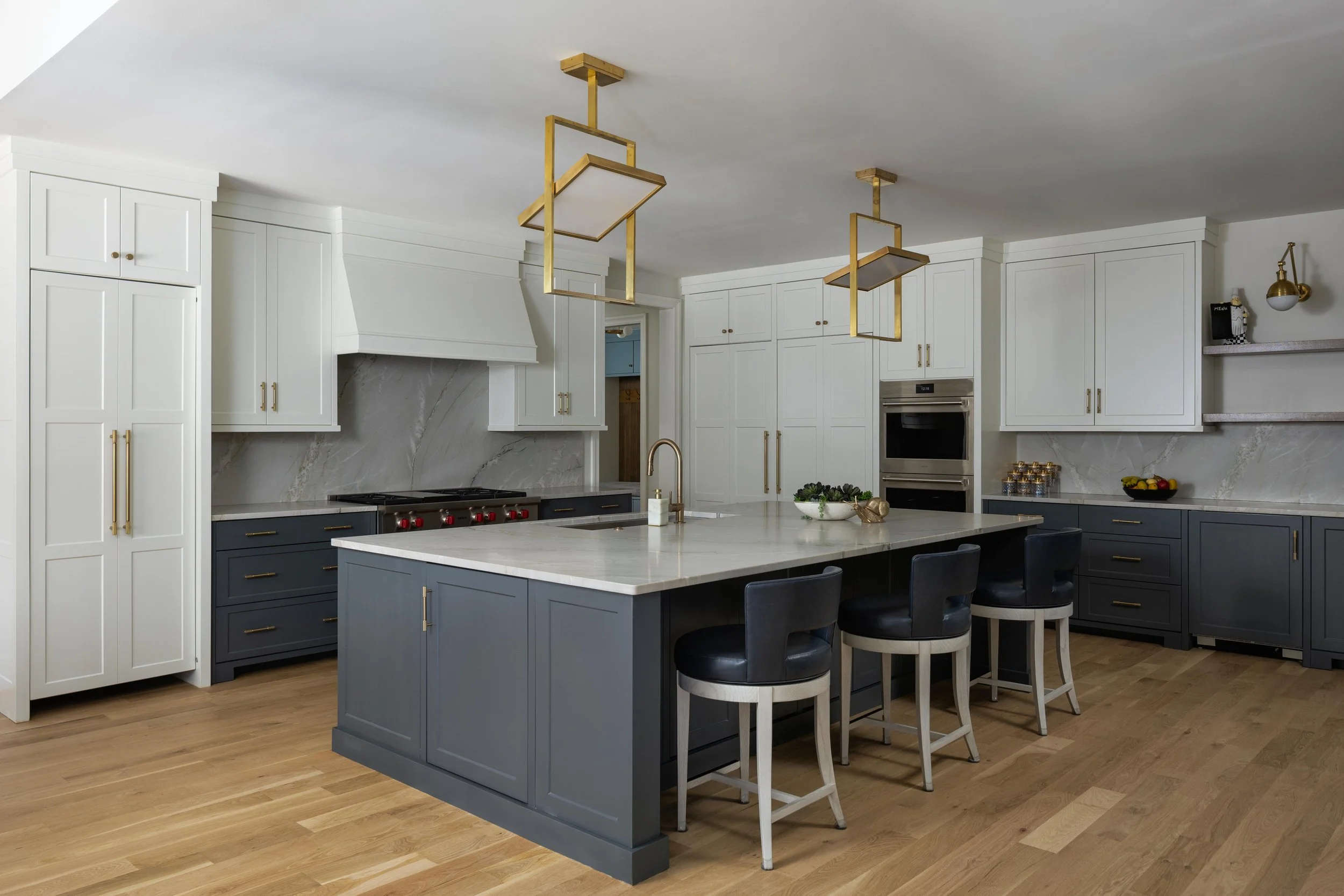 Interior: June Delucas