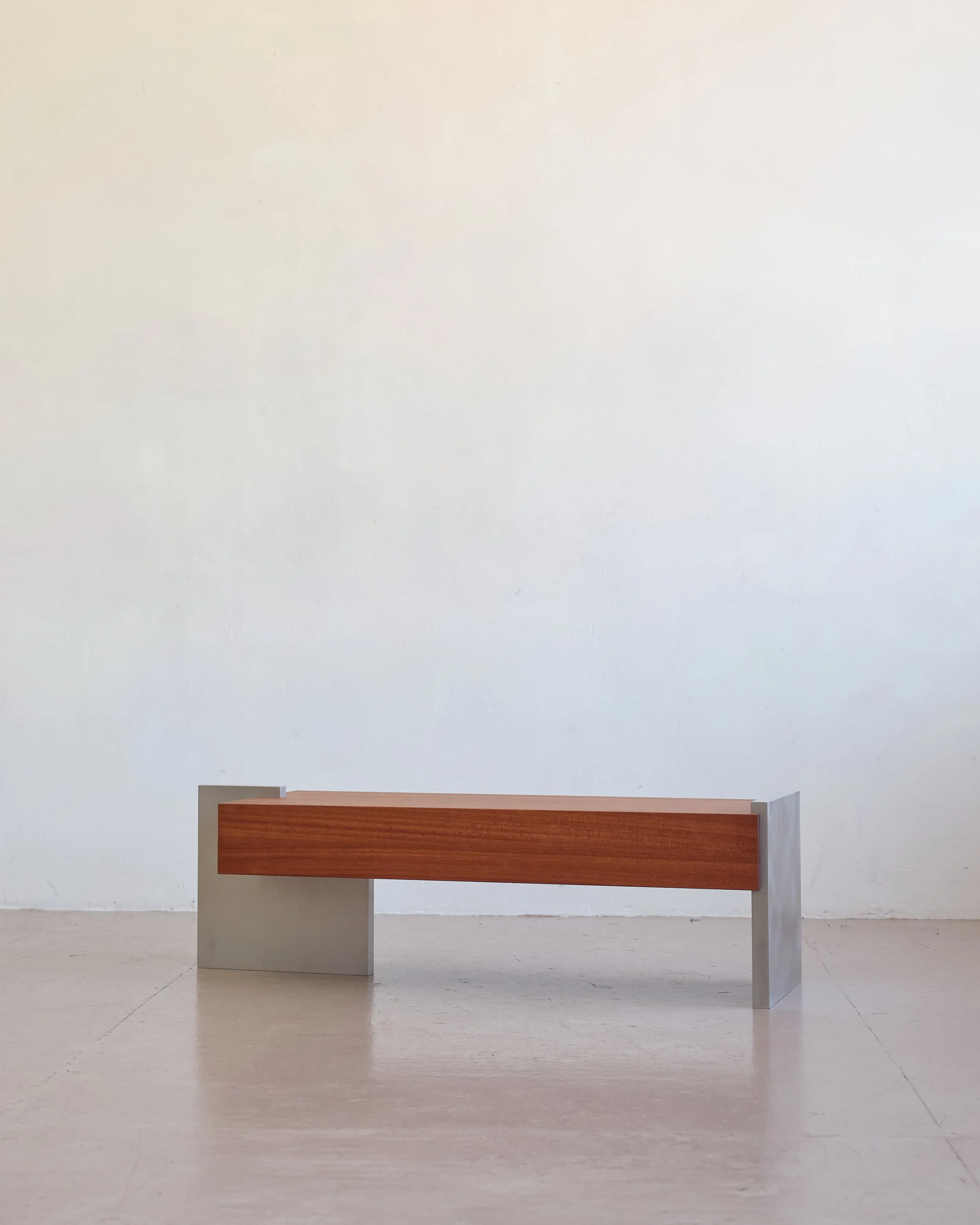 Obj. No. S-001-03

Schema Table, 2026
Sapele, Aluminium
120cm×35×40cm
