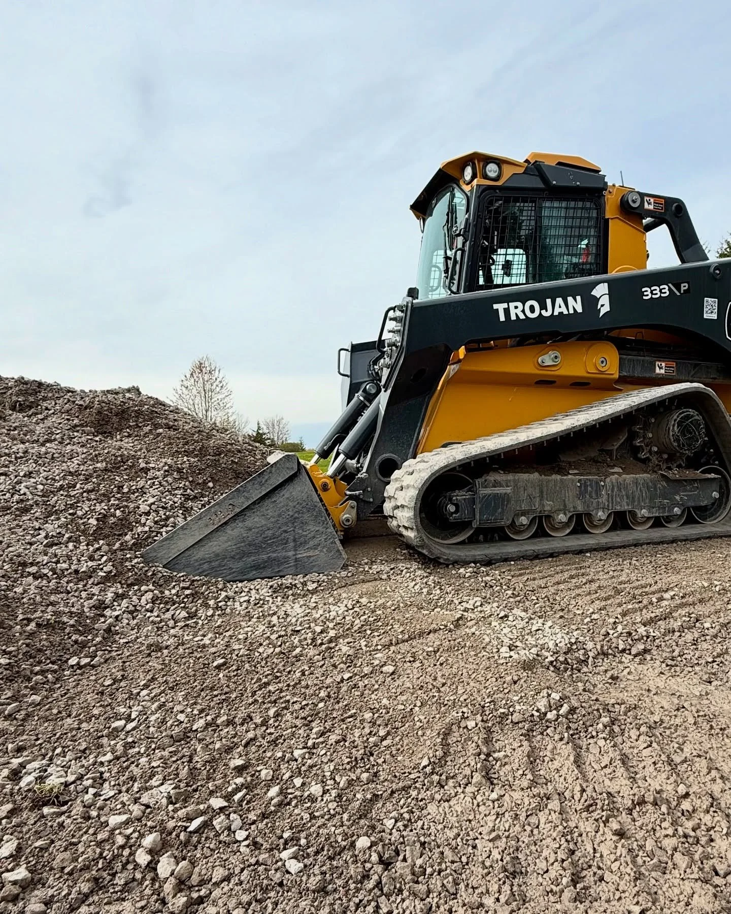 #trackloader #excavation #333P
&bull;
&bull;
&bull;
&bull;
&bull;
#tiltrotator #heavyequipment #excavator #excavators #johndeerepower #heavymachinery #operator #operatorlife #excavatorlife #excavatoroperator #machine #machinelife #heavyequipmentlife 