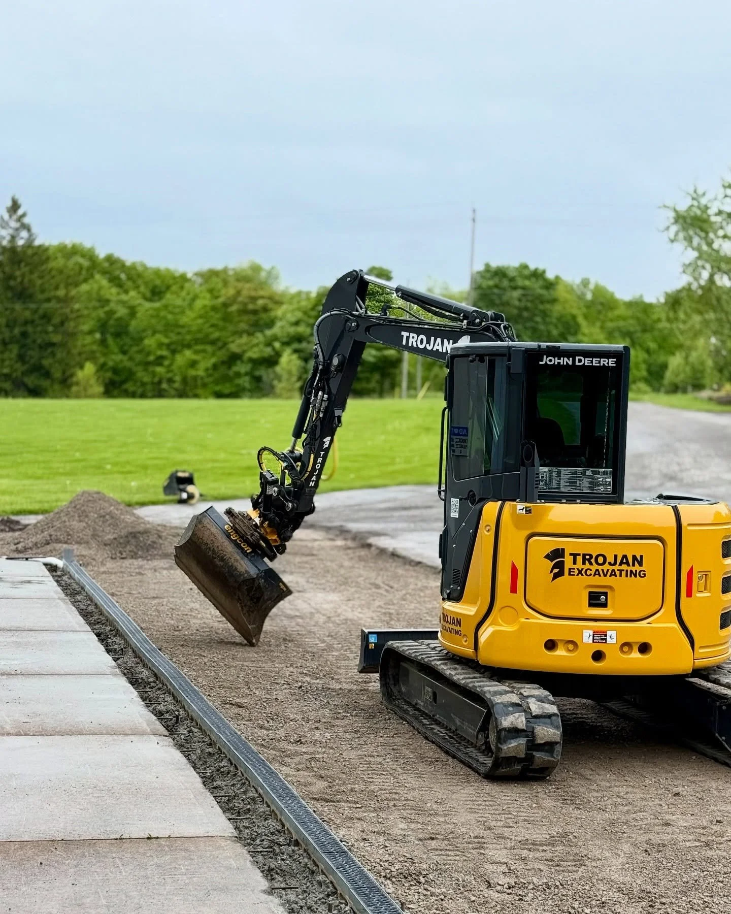 Cut &amp; ready for Monday
#concrete #excavation #50G #engcon
&bull;
&bull;
&bull;
&bull;
&bull;
#tiltrotator #heavyequipment #excavator #excavators #johndeerepower #heavymachinery #operator #operatorlife #excavatorlife #excavatoroperator #machine #m