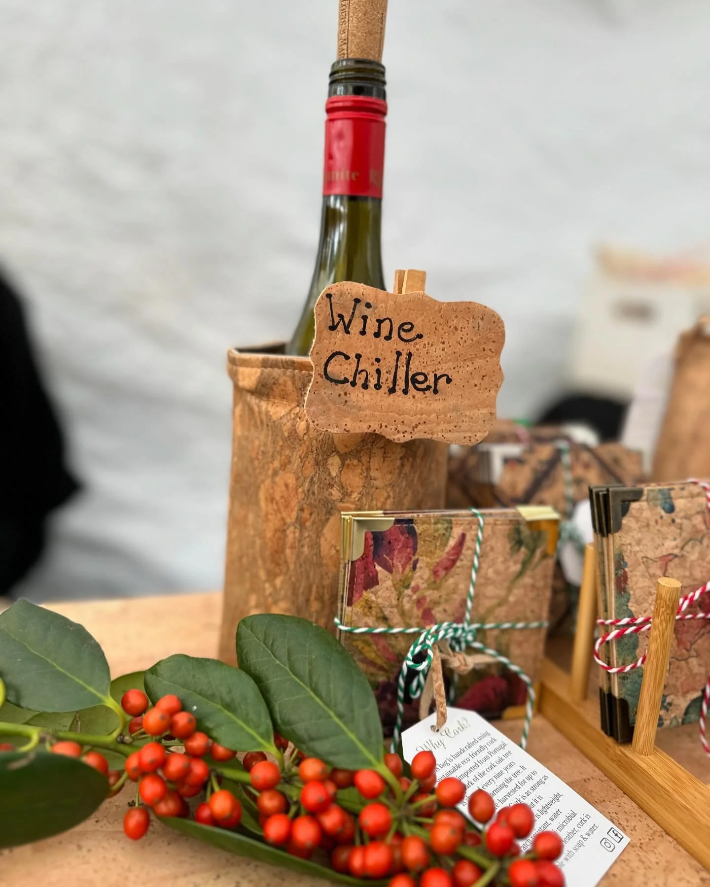 Happy Thanksgiving to all!  Enjoy your time with family and friends. And shop small this weekend😉. #shopsmall #smallbusinesssaturday #winegifts #winechiller, #corkfabric