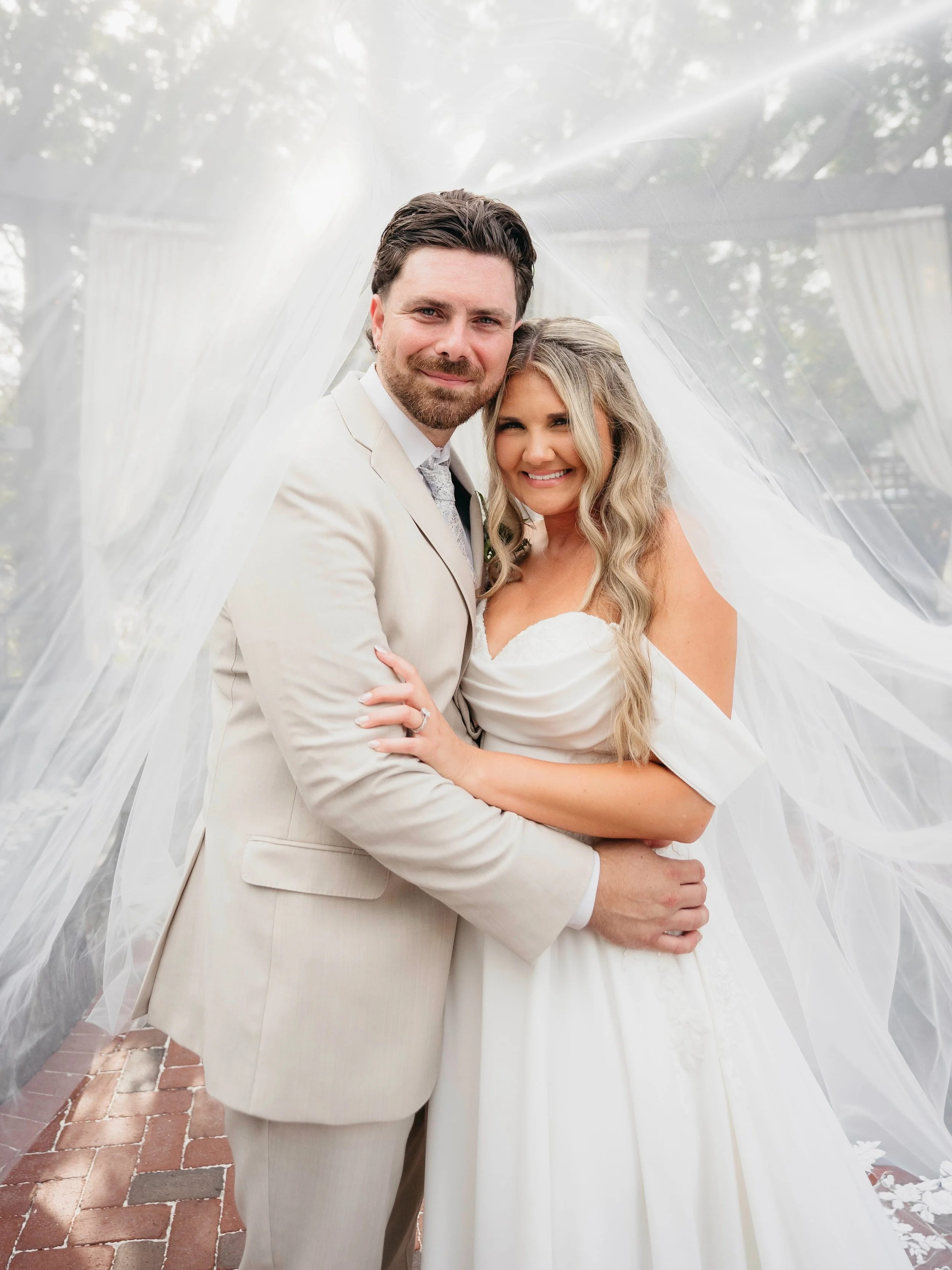 From the moment the day started, you could tell it was going to be a good one.

Hannah &amp; Steve&rsquo;s day at David&rsquo;s Country Inn was full of genuine moments, happy tears, big laughs, and an unforgettable celebration. Even with the summer h