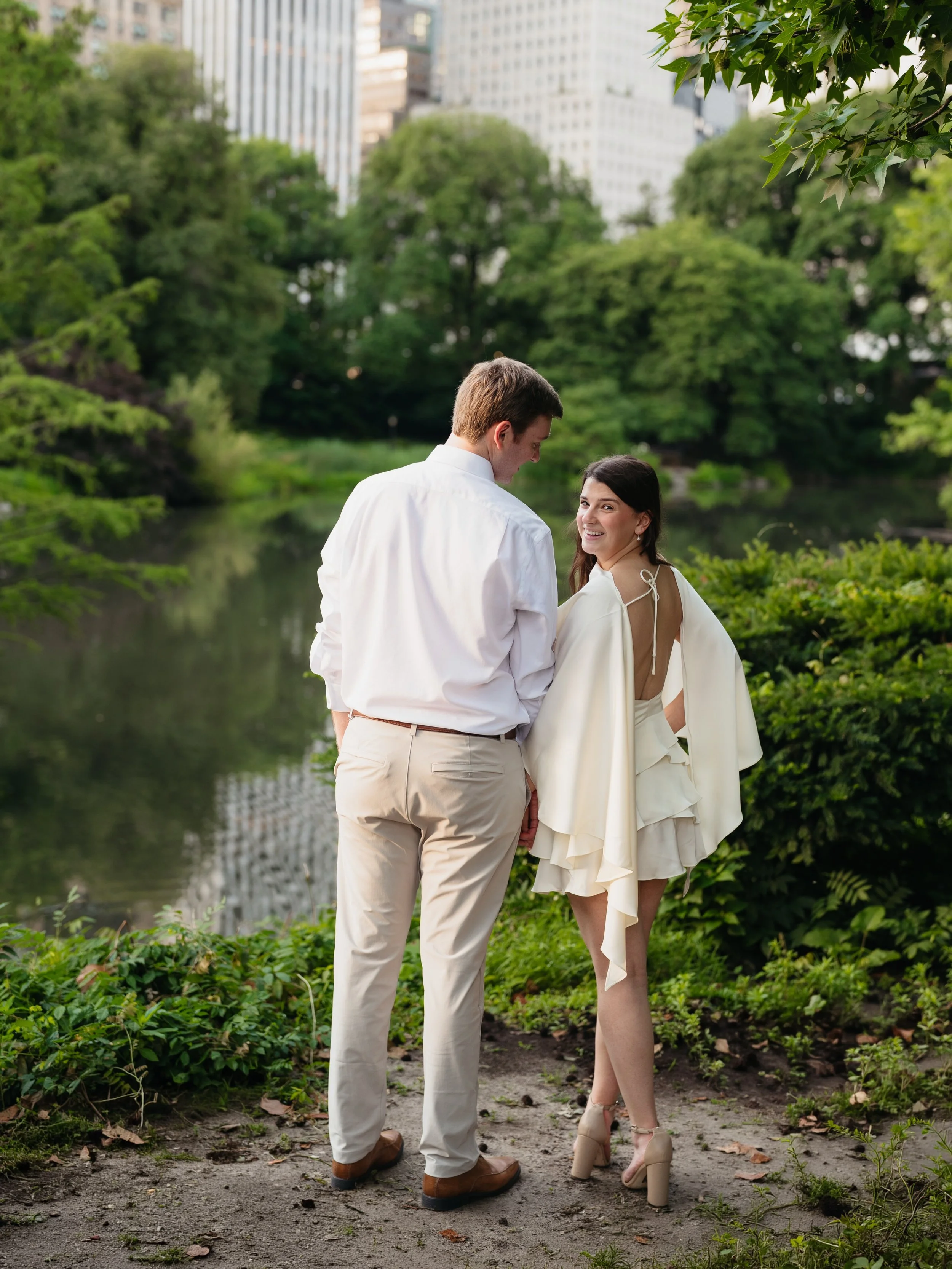 An early morning in Central Park, a quiet park, perfect weather, and two people completely wrapped up in each other. 🤍

Julia &amp; Ryan made every moment feel effortless&hellip;.from laughing beneath the arches to slow walks around the lake as the 