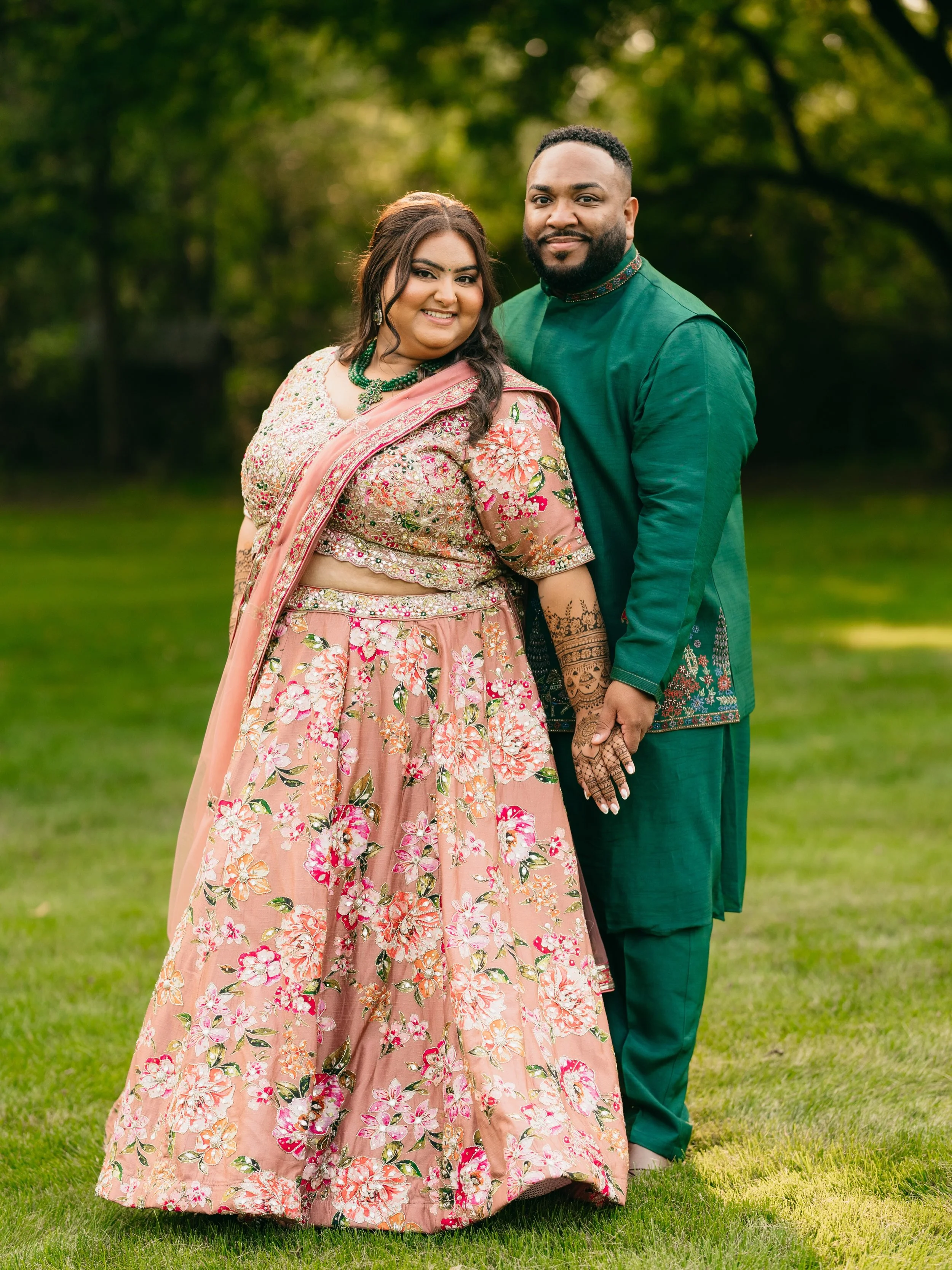 Tina&rsquo;s Mehndi 🌿✨

A beautiful evening celebrating Tina, surrounded by so much color, tradition, family, and love&hellip;with Carlos right by her side through it all. From the incredible henna details to the nonstop energy on the dance floor, t