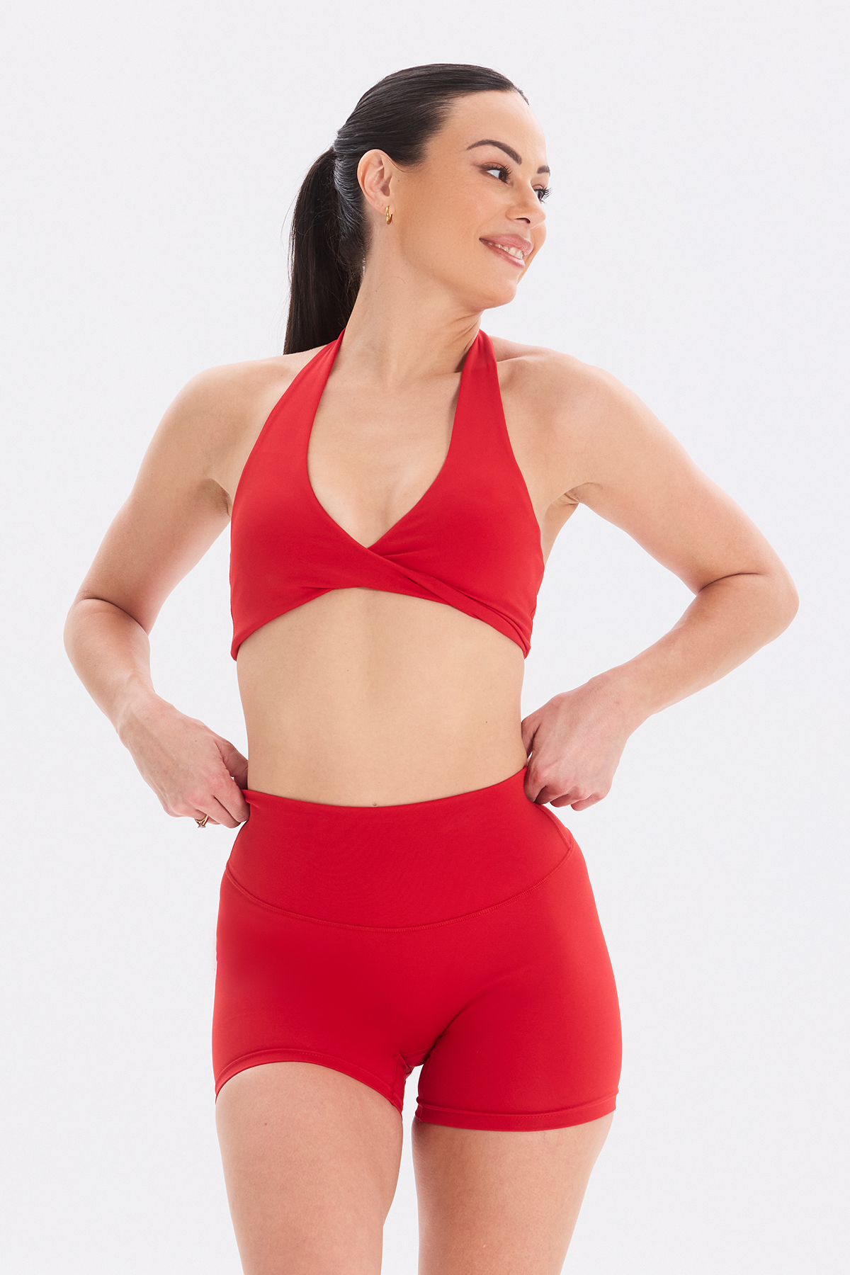 AVVE_Twisted_Halter_Bra_Red_Coral_03.png