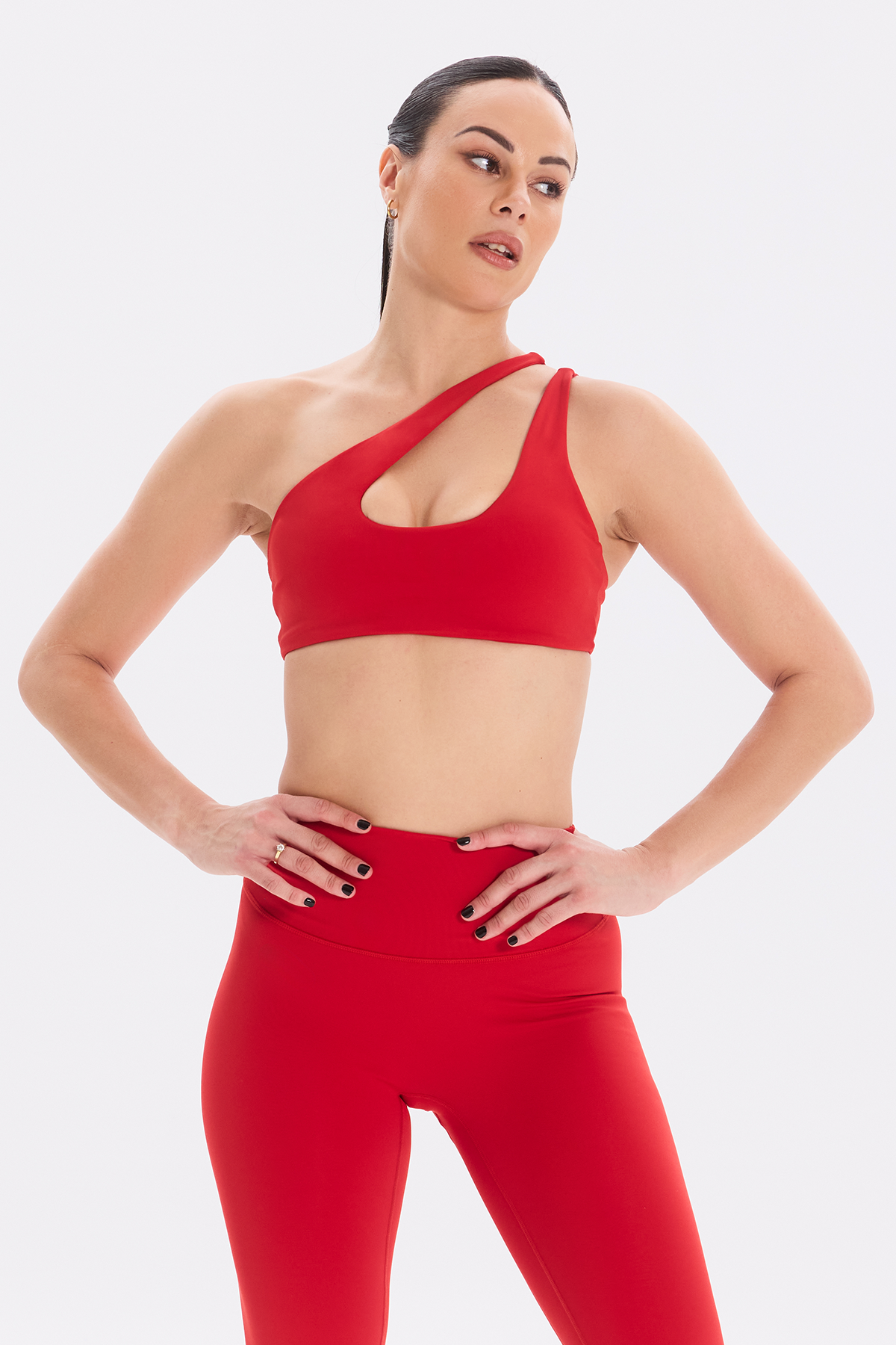AVVE_Asymmetric_Bra_Red_Coral_02.png