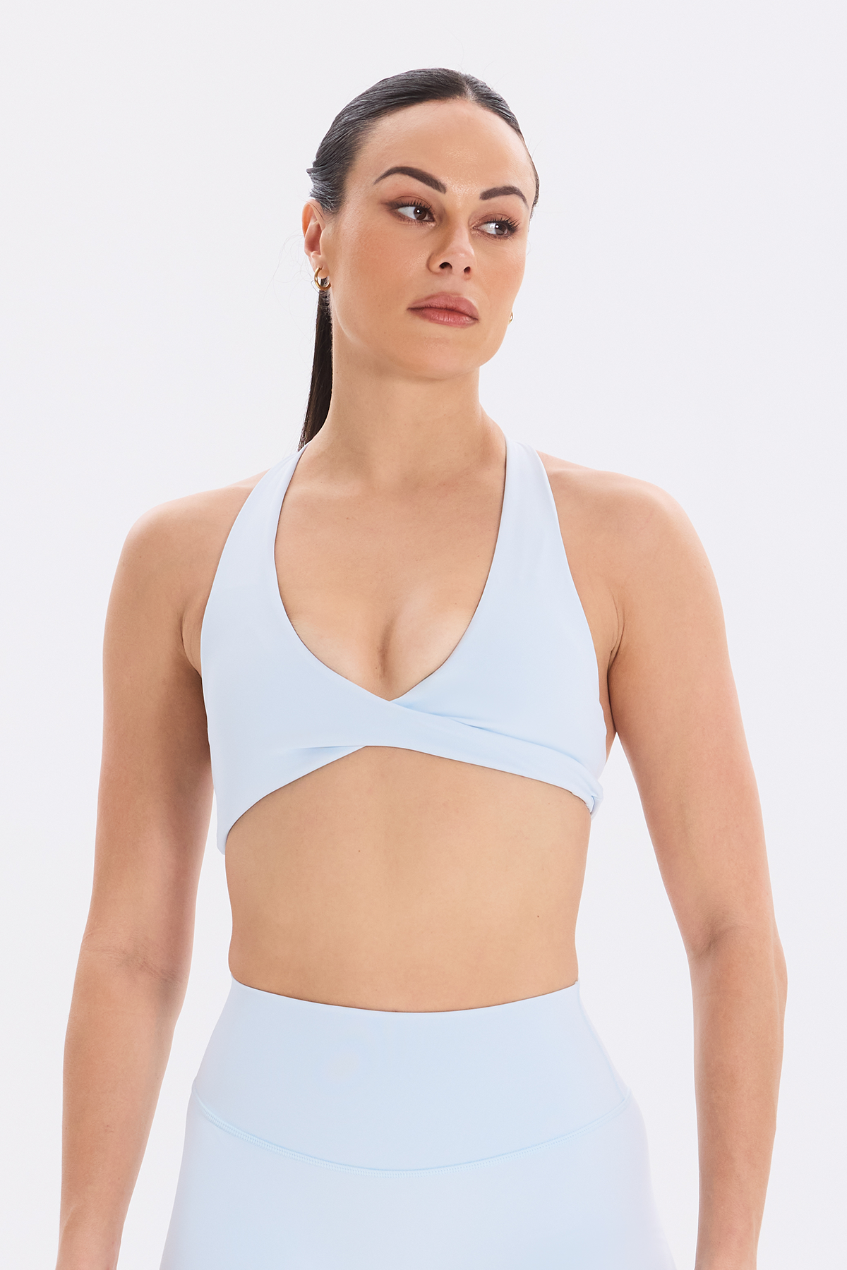 AVVE_Twisted_Halter_Bra_Sky_Blue_01.png