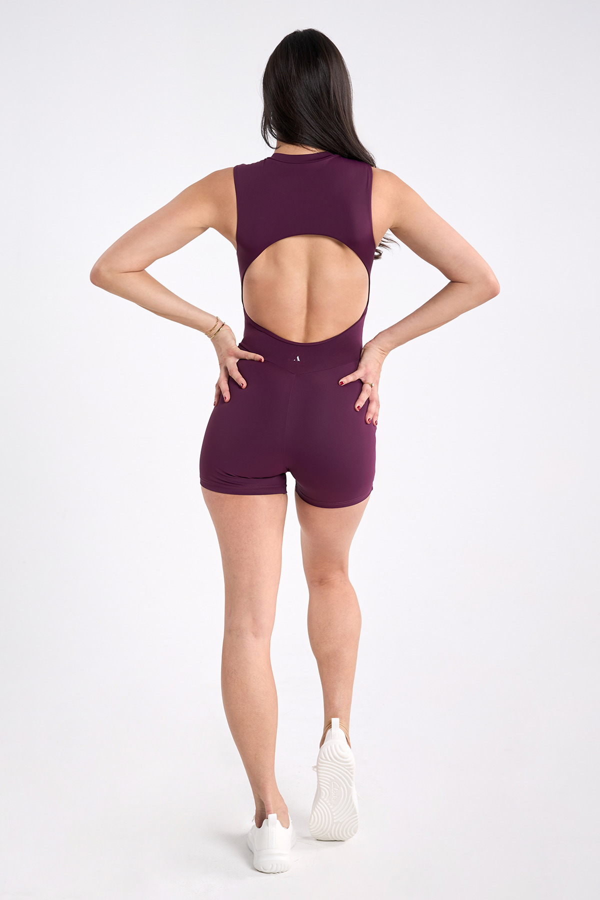 AVVE_ZIP_UP_ONESIE_PLUM_06.png