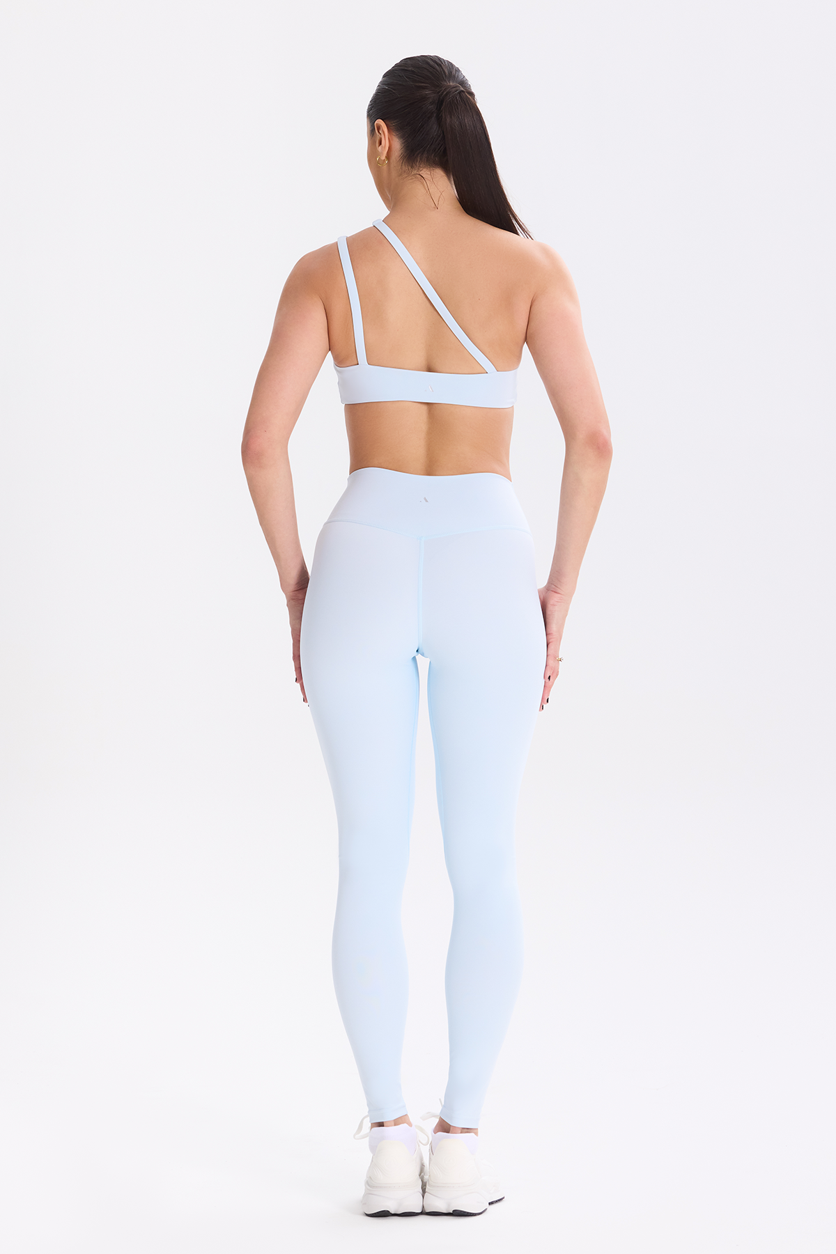 AVVE_Sculpt_Leggings_Sky_Blue_04.png