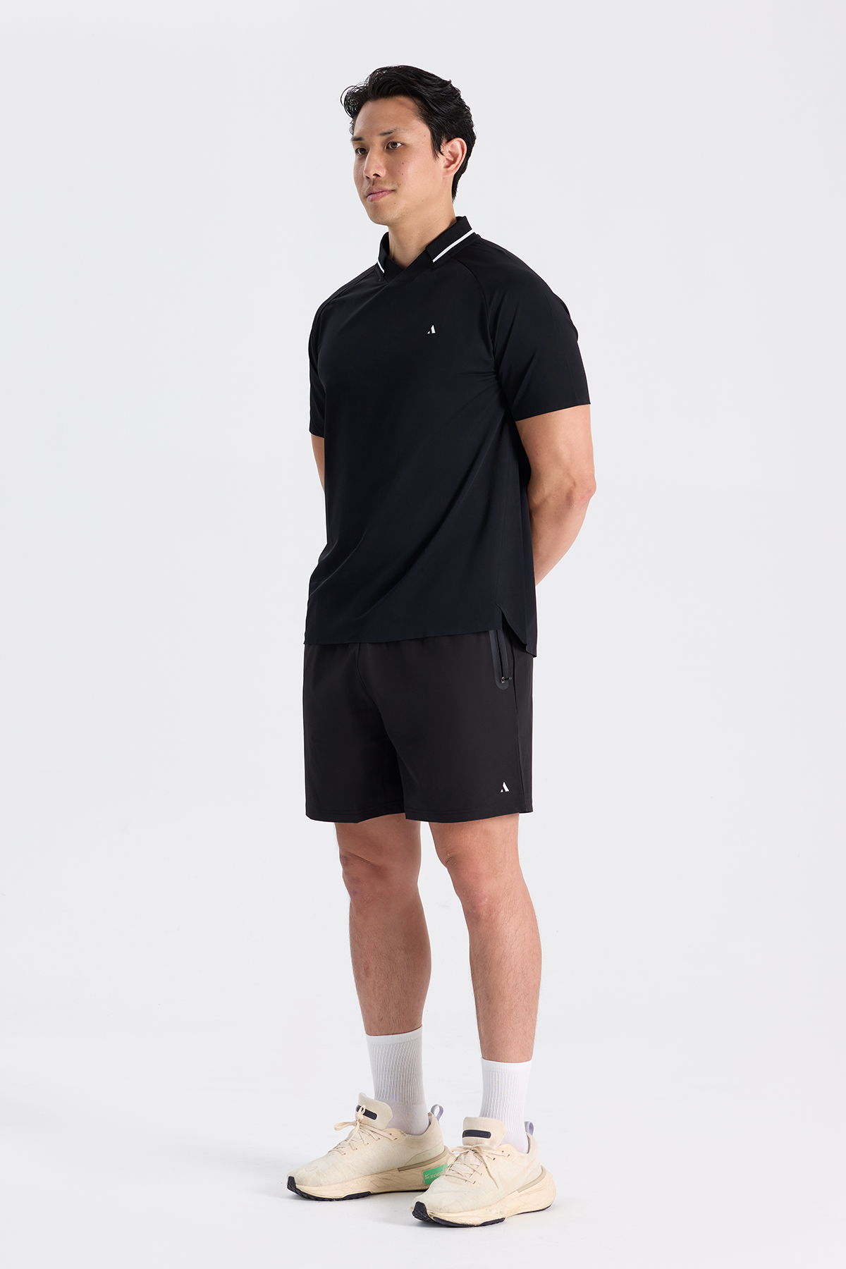 AVVE_COURT_POLO_BLACK_02.png