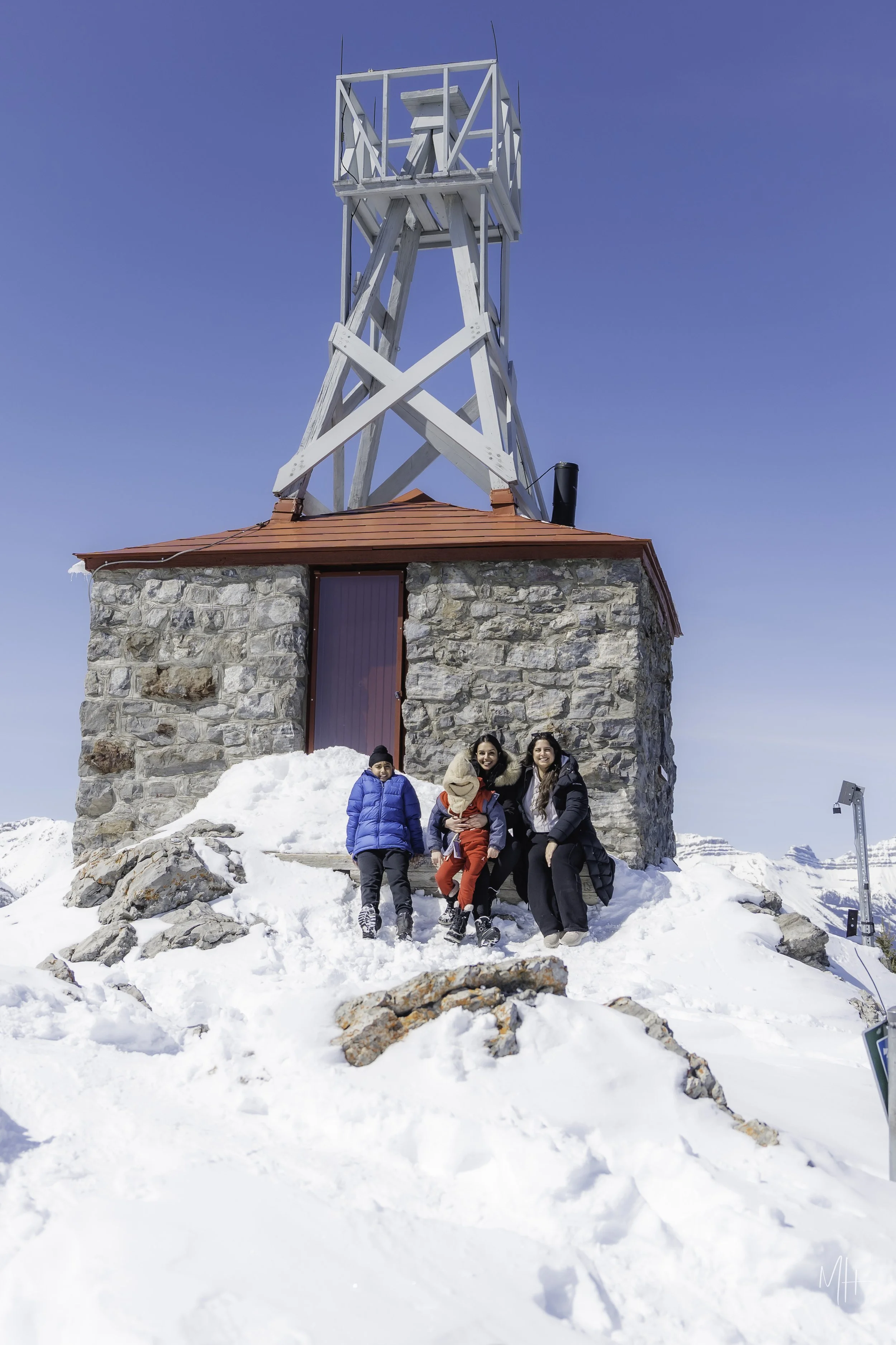 20260418 - Family Banff-134.jpg