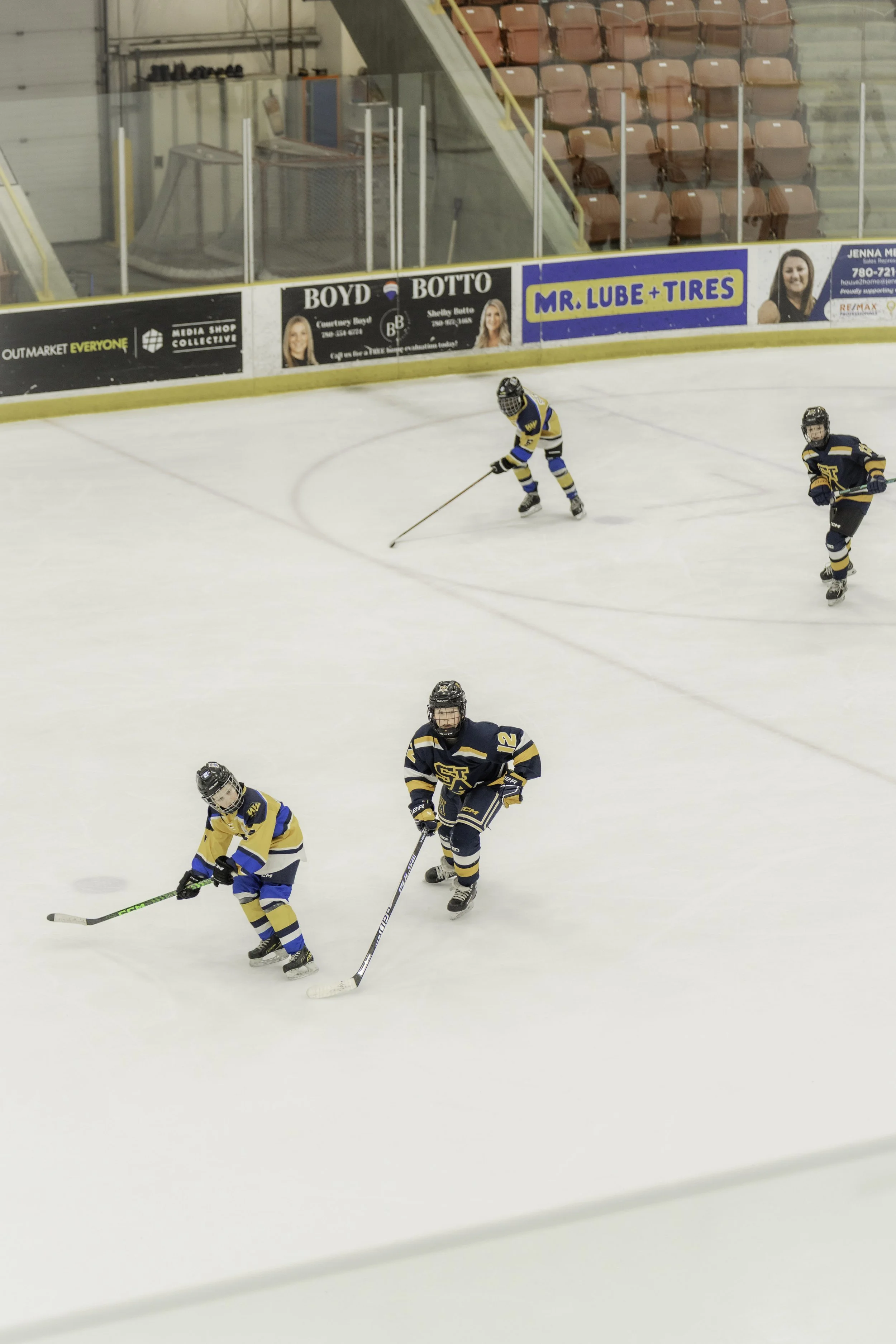 20260210 - Jdoering hockey-30.jpg