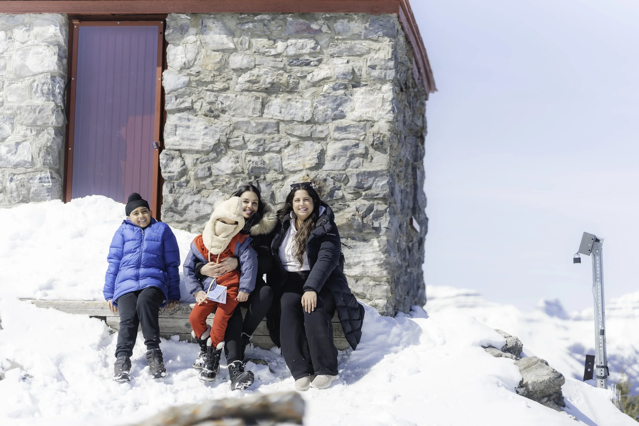 20260418 - Family Banff-127.jpg