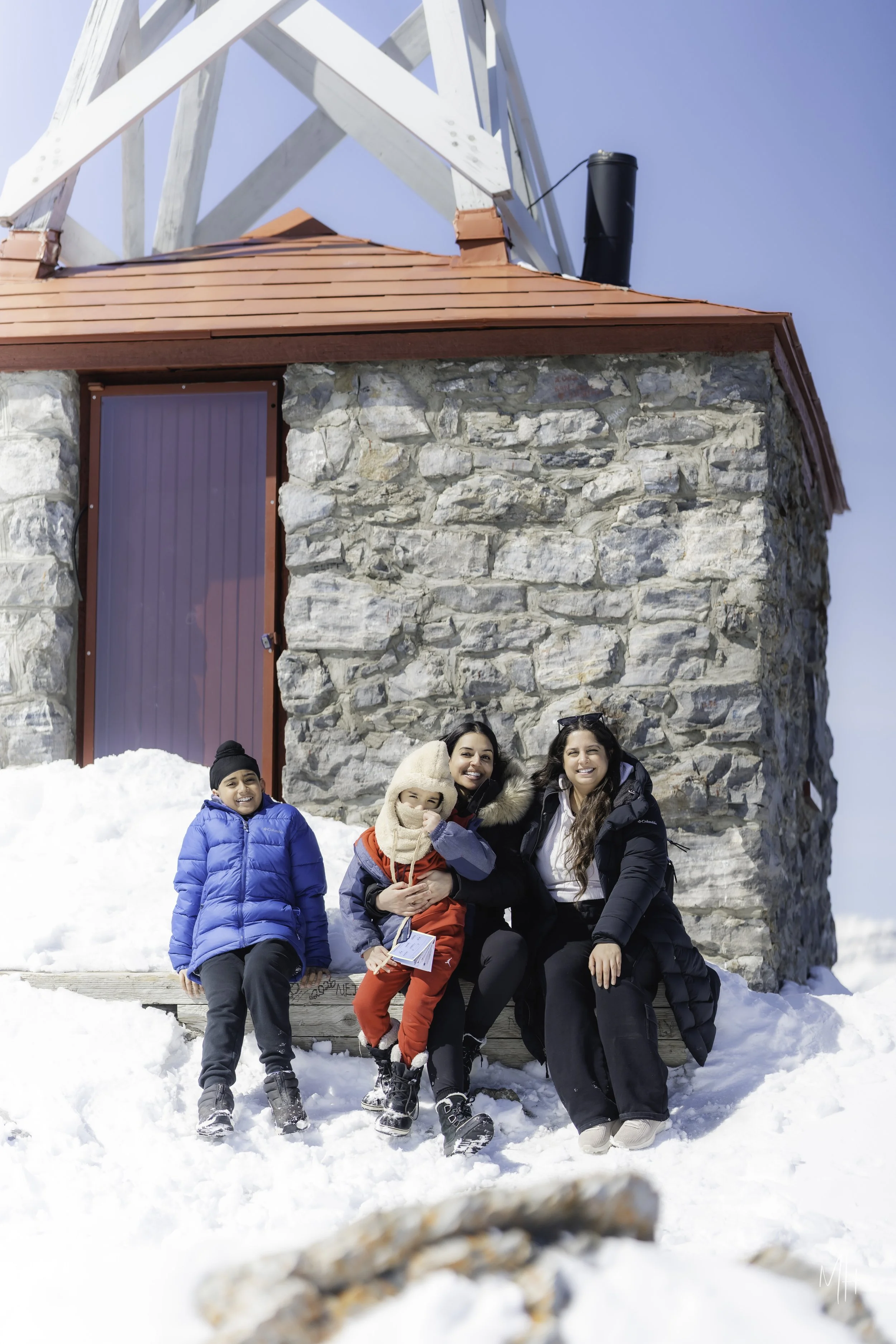 20260418 - Family Banff-126.jpg