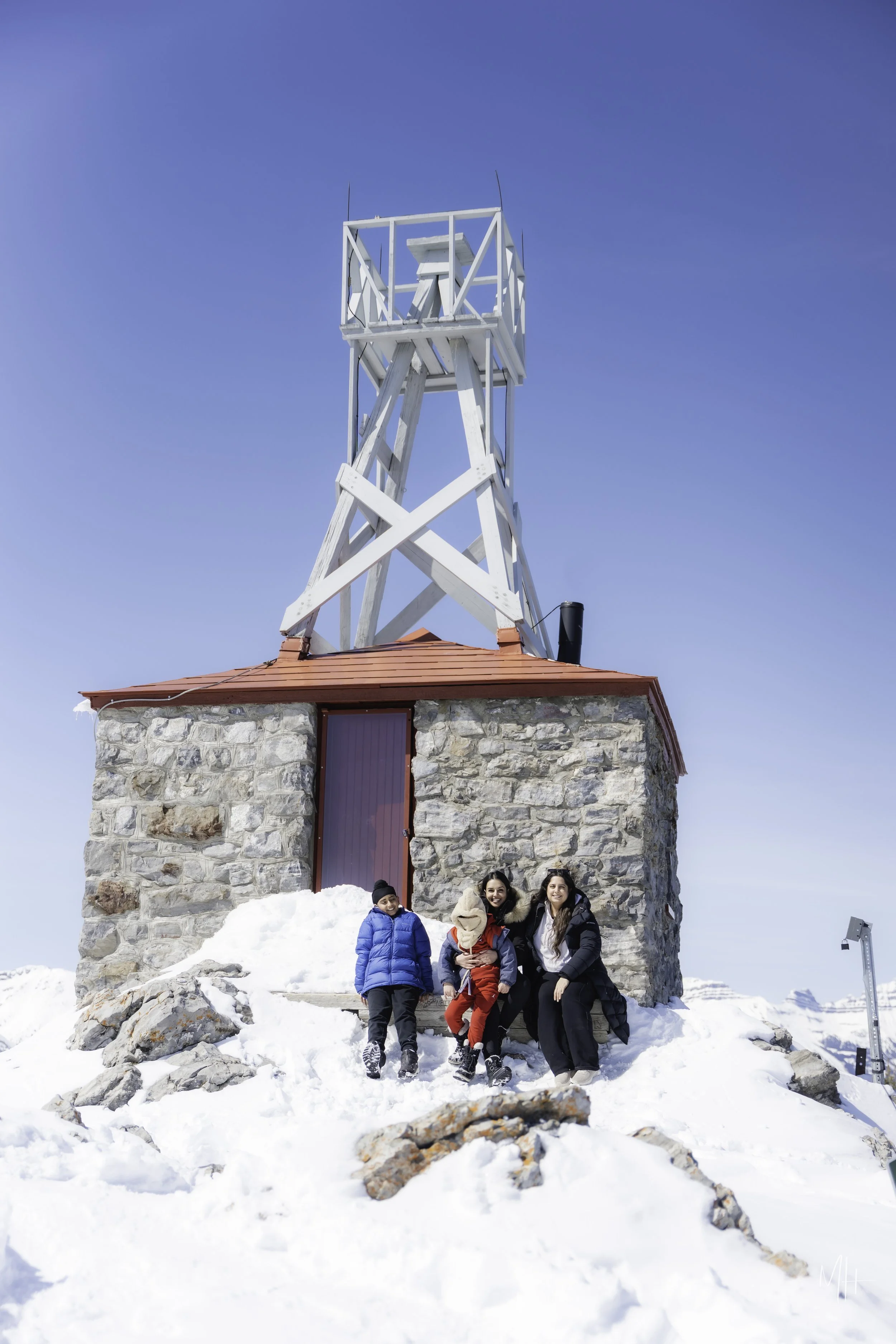 20260418 - Family Banff-130.jpg