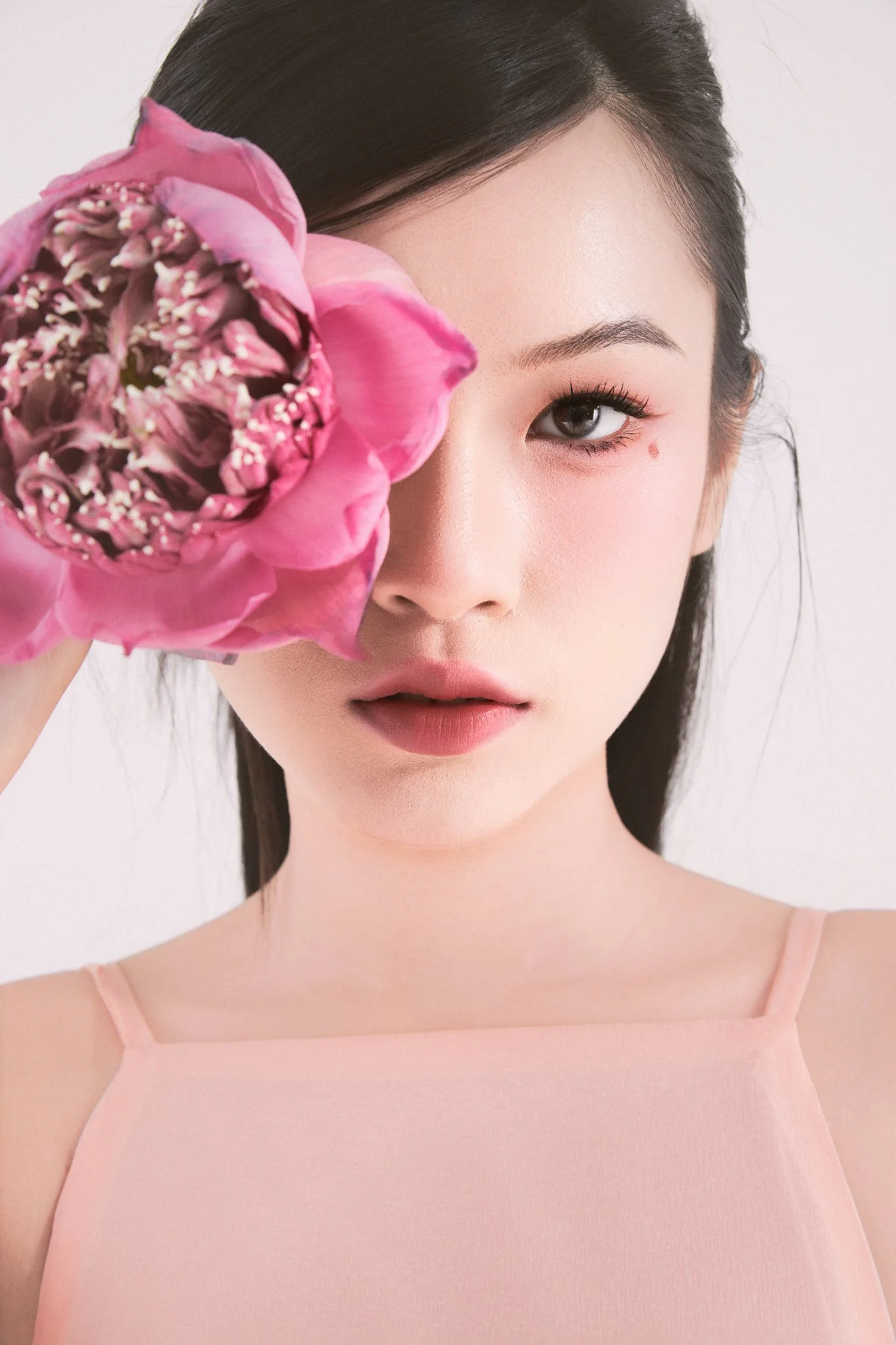 Copy of 24-14-08 concept Sen0039-_RETOUCHED-2.jpg