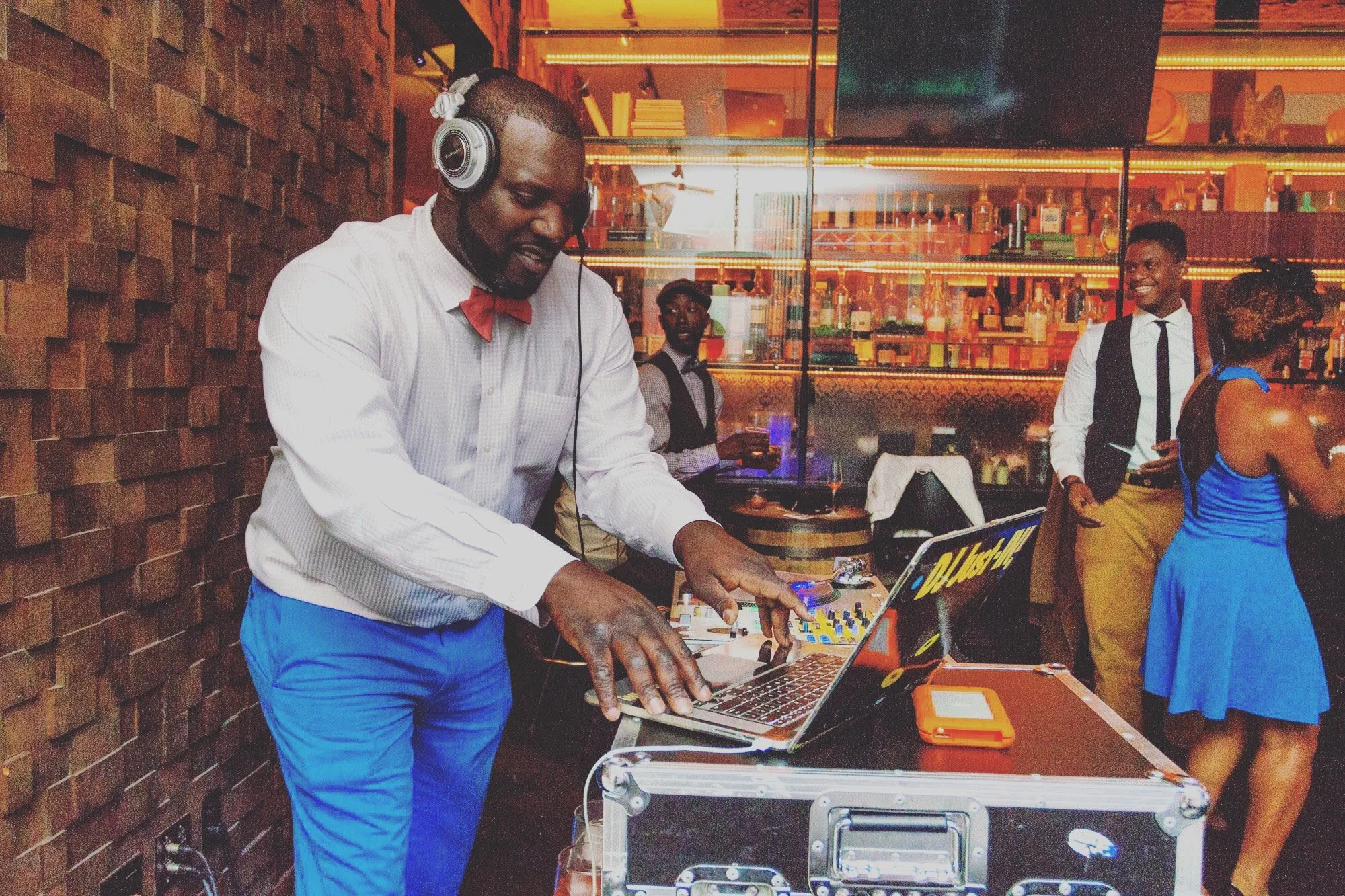 JustIntertainment DJ at a wedding reception.