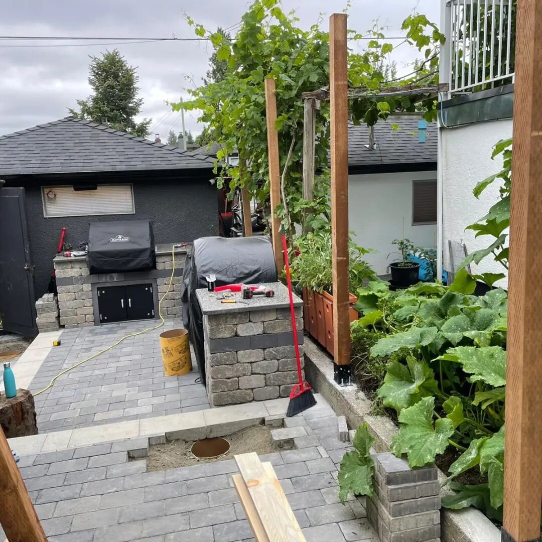 Not just to escape the current heat wave.
This exterior canopy for this outdoor kitchen will provide plenty of shade on those hot summer days and 4 seasons of use for our wonderful client.
.
.
.
#symmetryprojects #generalcontractor #exteriordesign #v