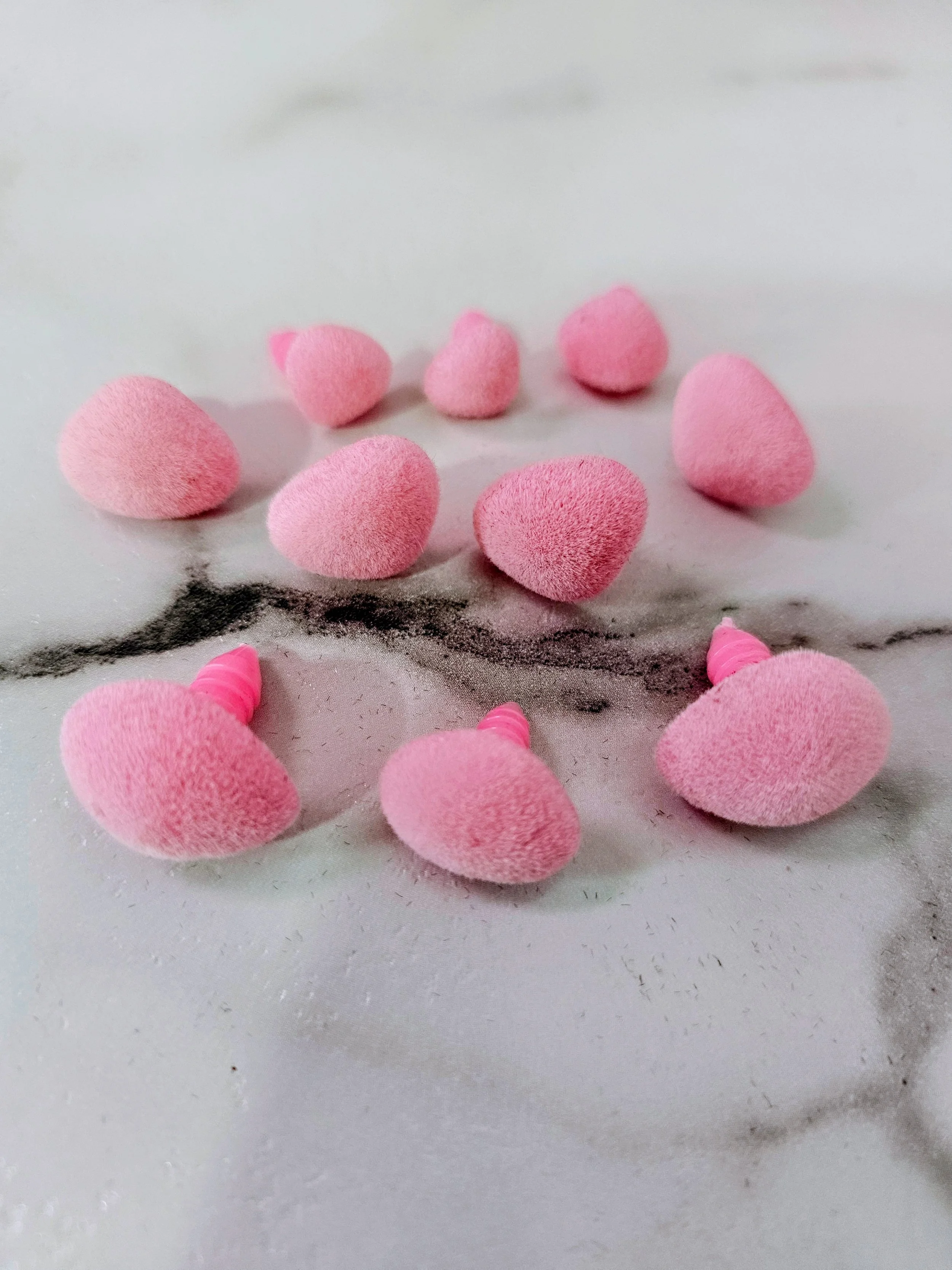 👃🩷Random Size Pink Felt Noses🩷👃