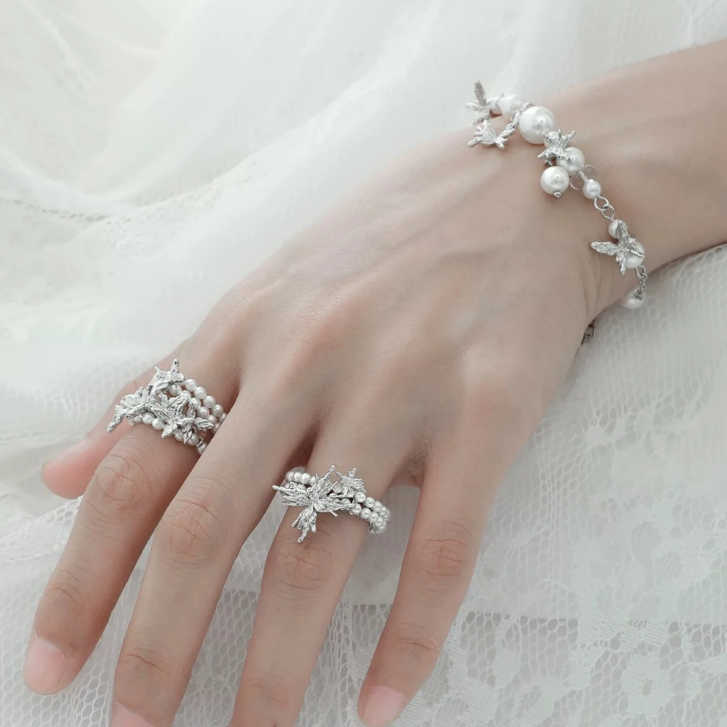 Collection of &ldquo;Rebirth&rdquo; will show on my website soon.

#y2k #y2kjewelry #handmadejewelrydesign #uniquejewelry #oneninthstudio