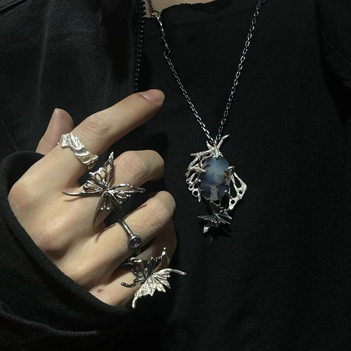 Butterfly 🦋 

#handmadejewelrydesign #handmadejewelry #jewelrydesign #ootdjewelry #oneninthstudio