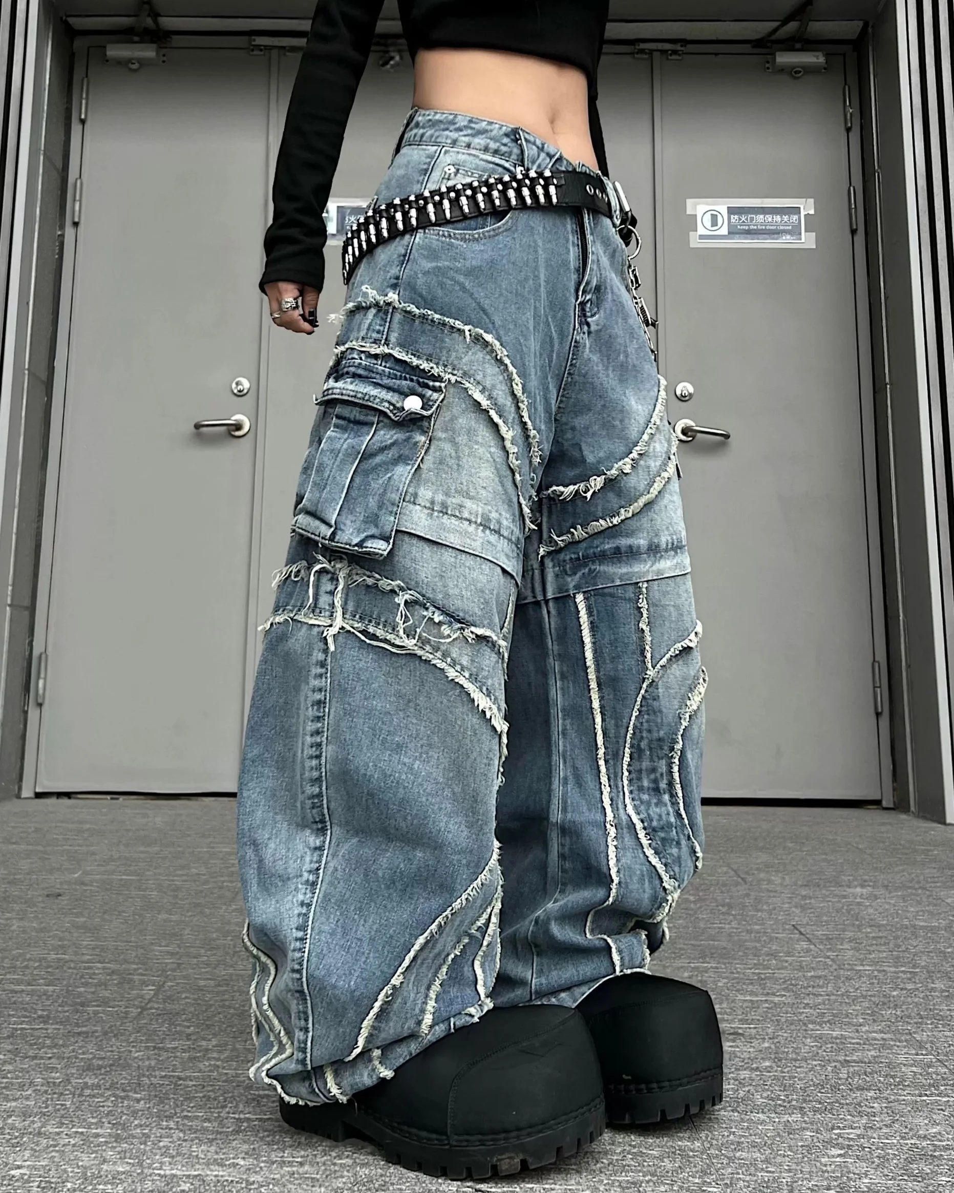 CB0013C.JPG