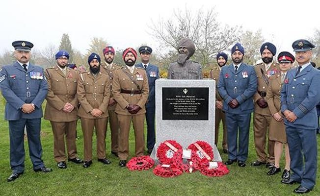 uk-unveils-first-ever-sikh-memorial-honoring-the-sikh-soldiers-of-ww1-652x400-1-1446552748.jpg