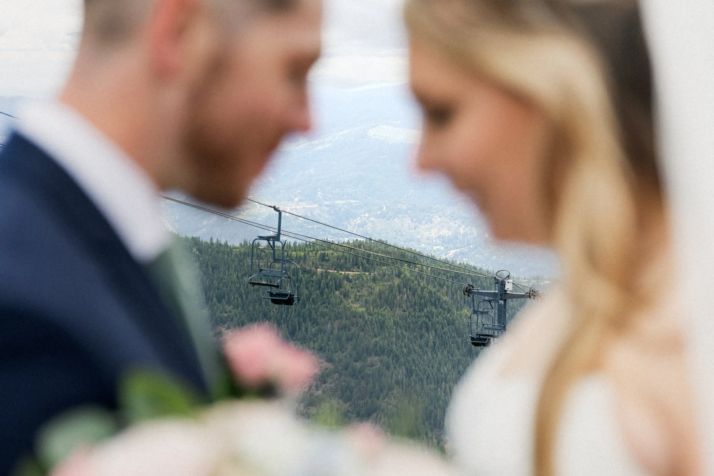 Jenna &amp; Joel’s Rainy Silver Mountain Wedding in Kellogg, Idaho