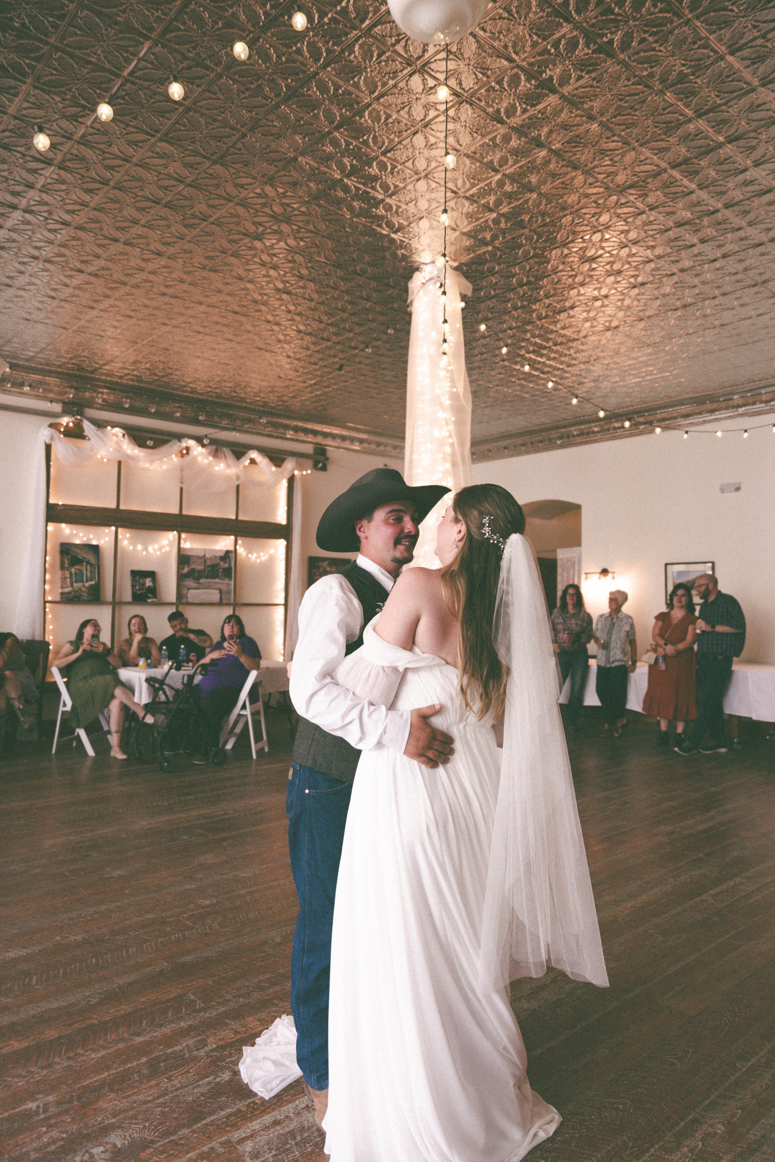 couple dancing first dance in Maryville - Capturing by Alyssa Johnson Photography Bozeman Photographer