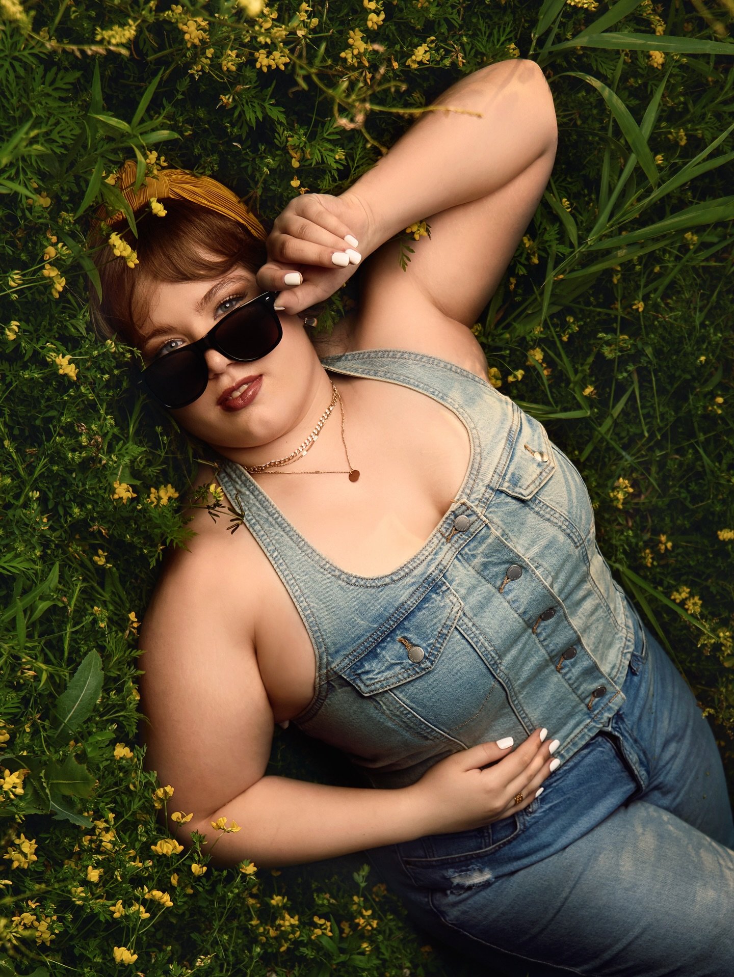 This sunshine has us feeling ready for summer 🌞

To book your session or a free initial consultation, follow the links at the bottom of our investment pages.

⭐️Senior Girl Pricing: S21photo.com/senior-girls
⭐️Senior Guy Pricing: S21photo.com/senior