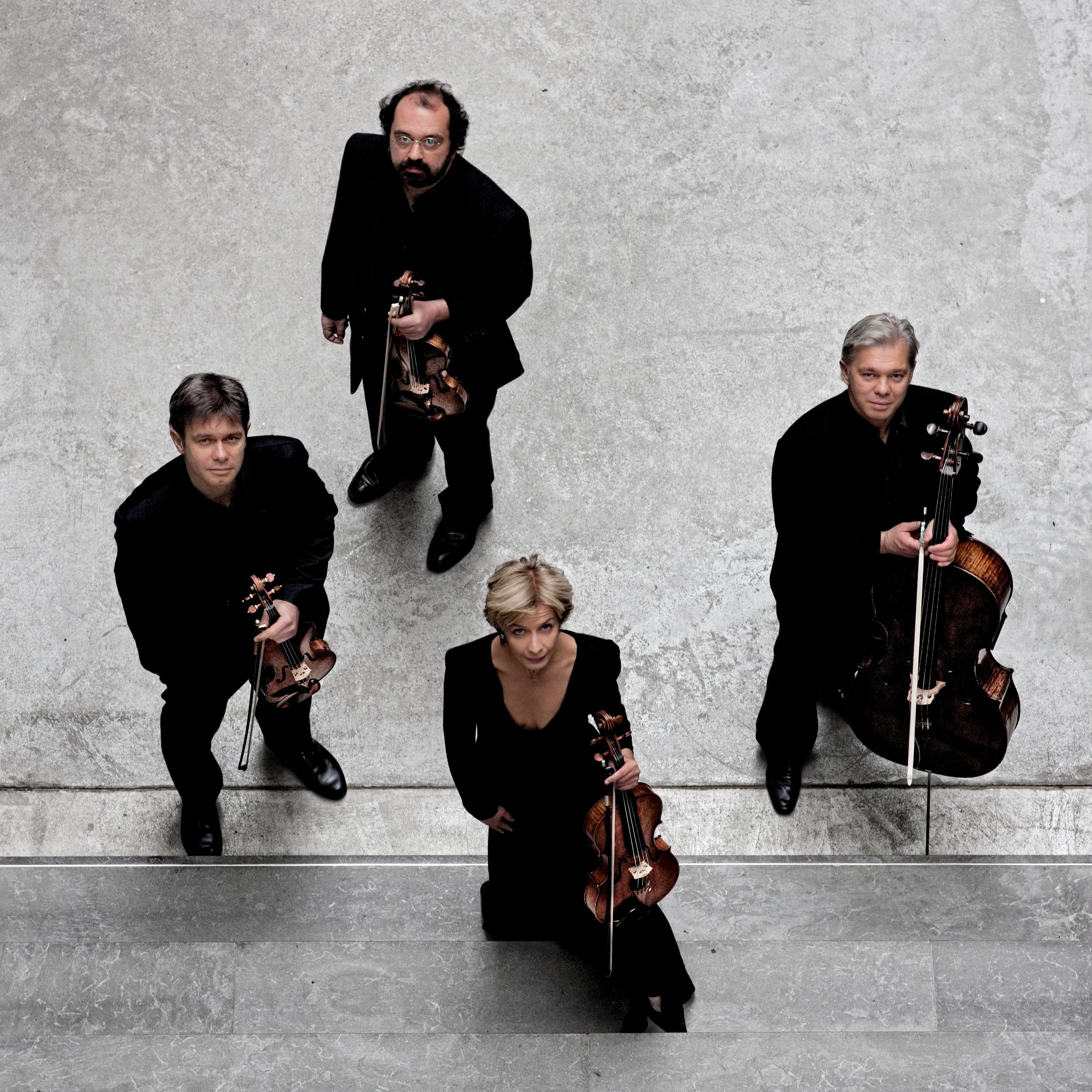 Hagen+Quartet+2_credit+Harald+Hoffman.jpg