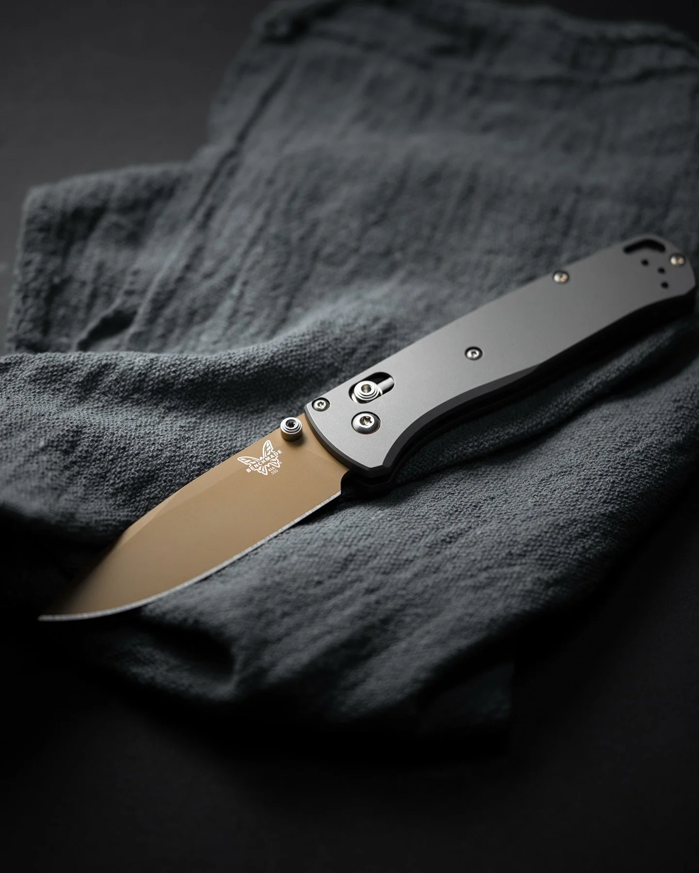 When I got wind that #CSTM Bugout models now unlock completely new Cerakote blade finishes I knew I had to finally get my personal Bugout done. 

I bought my first fully blackout Bugout around 5 years ago, and after I bought the Mini Adamas with that