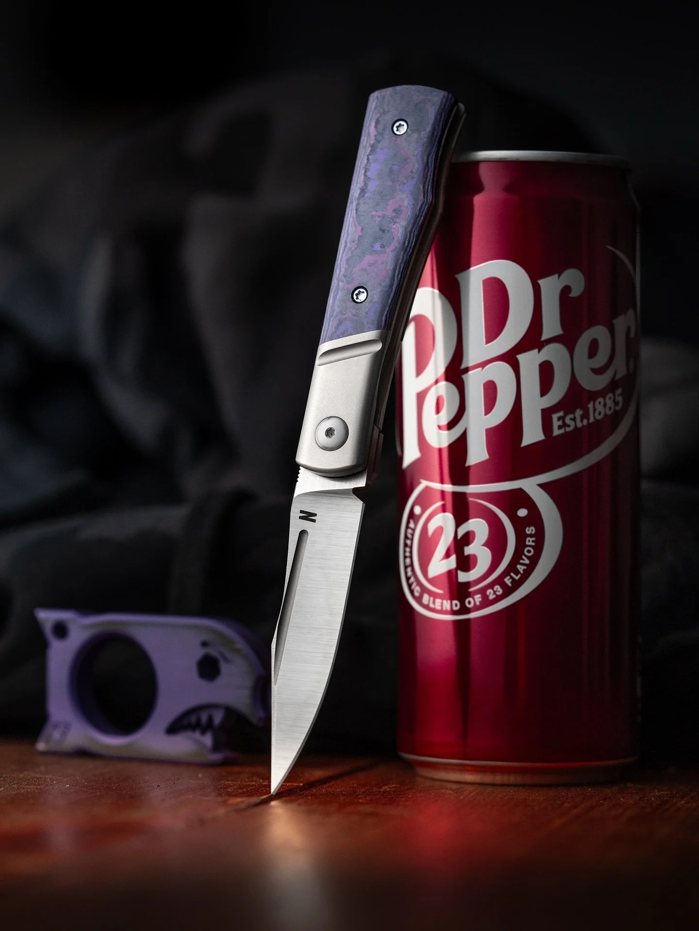 Just dropping in to share a few things that make me smile and keep life interesting. Hope you find something you enjoy too. 
Wishing everyone an awesome rest of the week, make it count!
&hellip;
..
.
#edc #notoriousedc #drpepper #everydaycarry #edcph