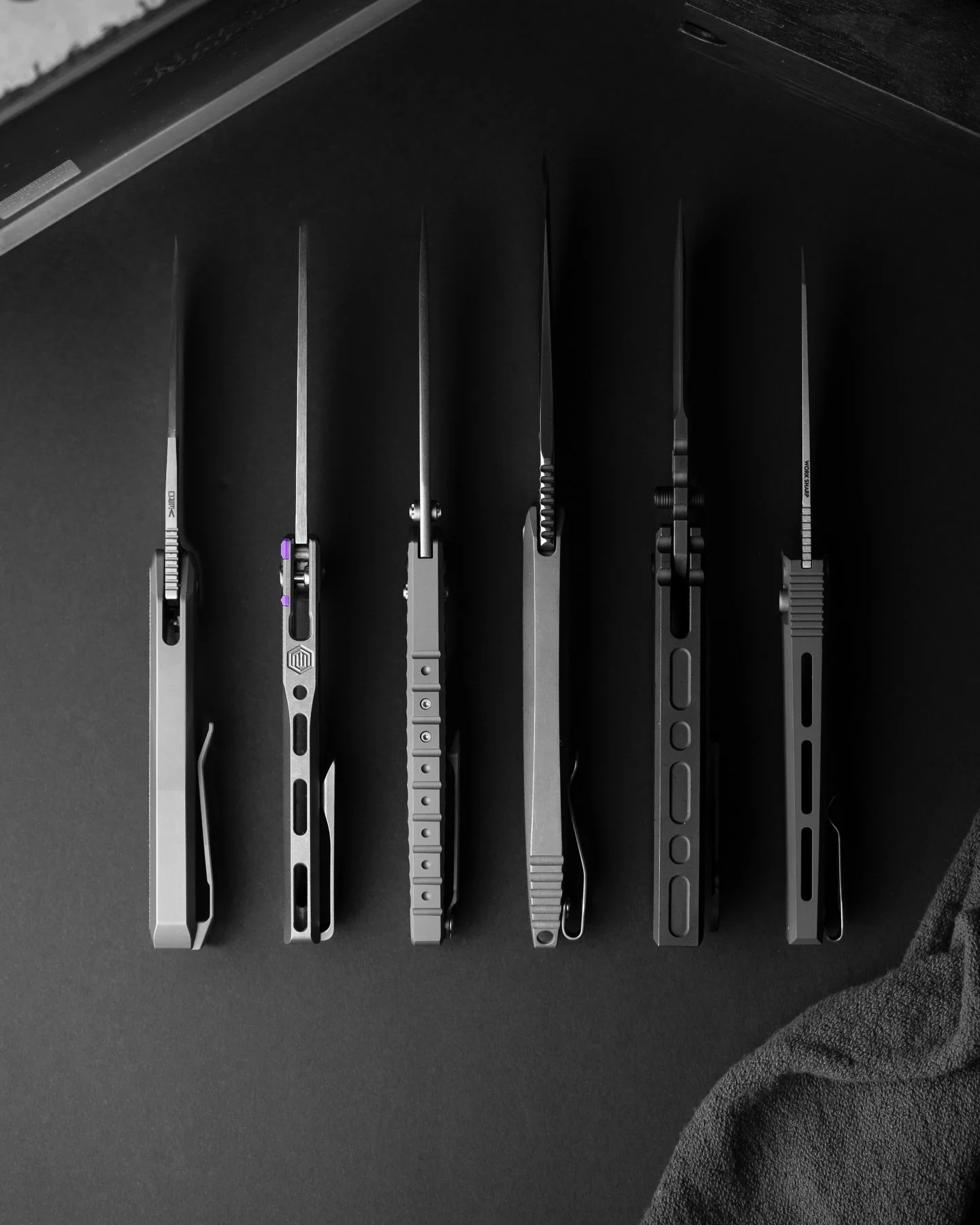 Let&rsquo;s stop scrolling for a second and enjoy this sight.

I love when an integral shows you its back, the spine, or however you want to call it. 
That uninterrupted slab of metal that tells you the whole story. Lines, mass, machining, everything